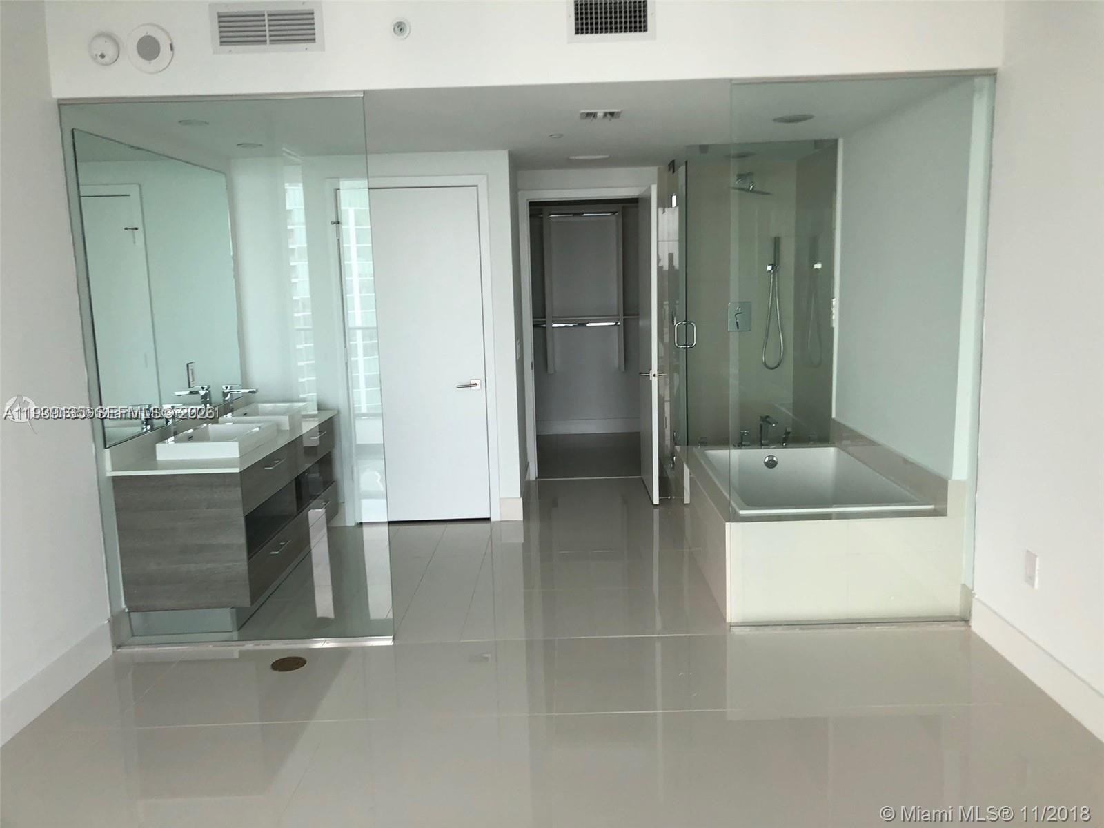 650 NE 32nd St #3503, Miami FL 33137