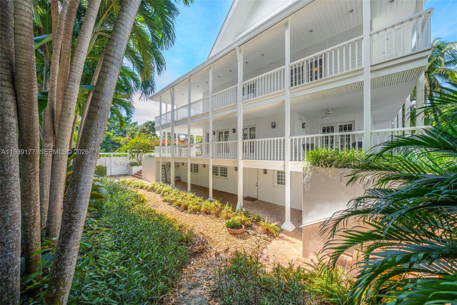 3455 S Moorings Way, Miami FL 33133