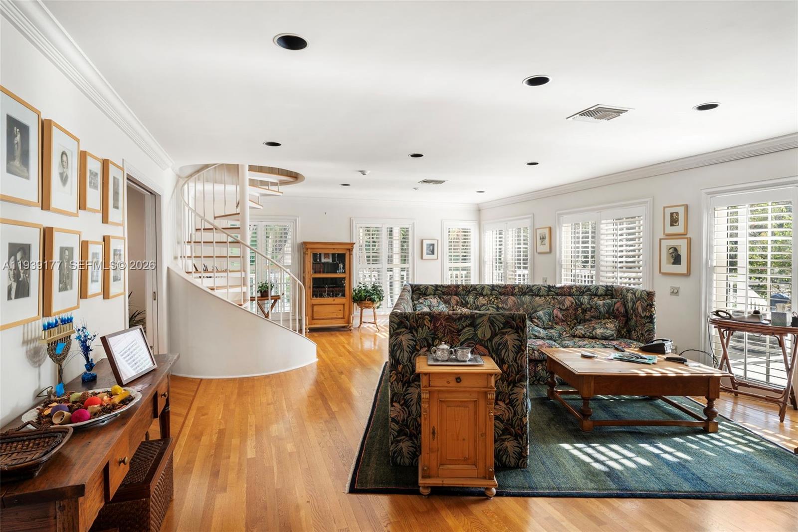 3455 S Moorings Way, Miami FL 33133