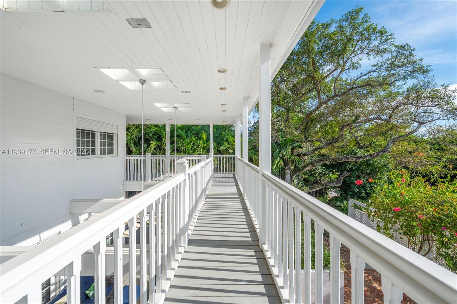 3455 S Moorings Way, Miami FL 33133