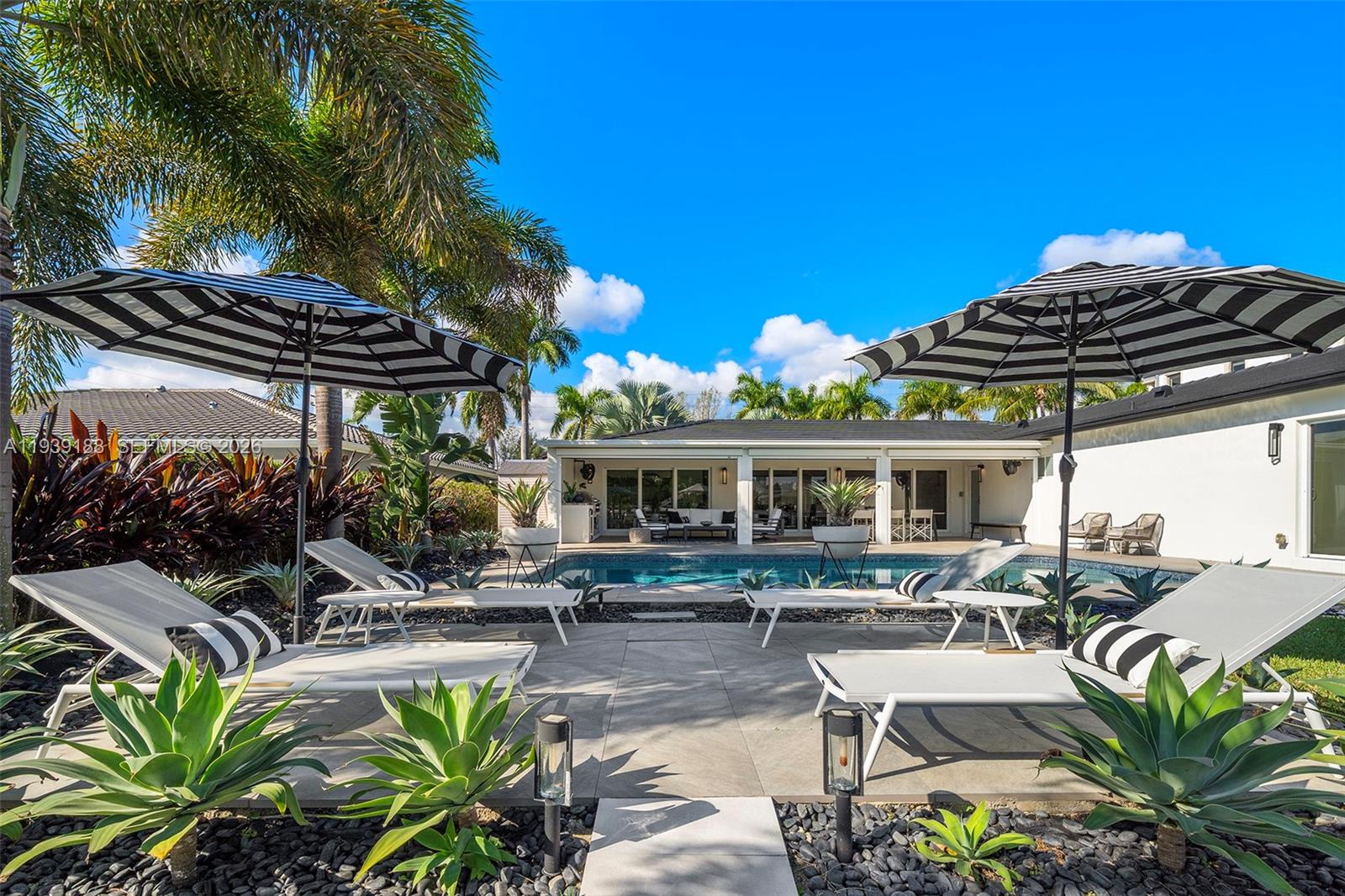 519 Layne Blvd, Hallandale Beach FL 33009