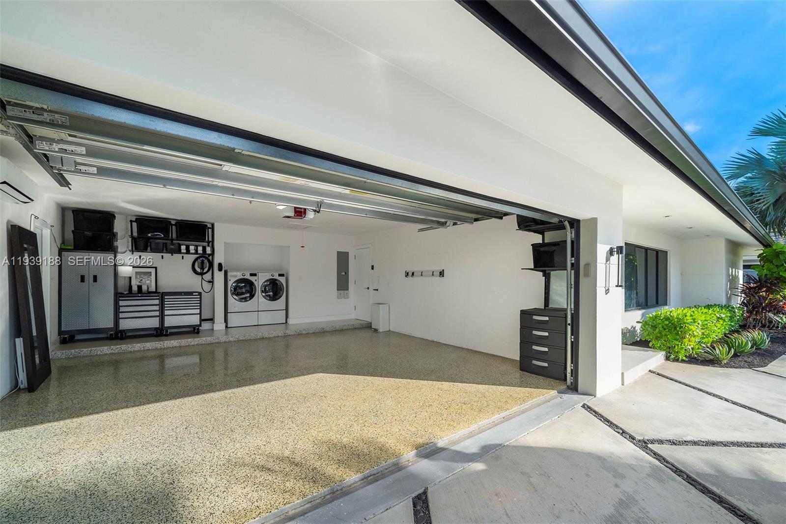 519 Layne Blvd, Hallandale Beach FL 33009