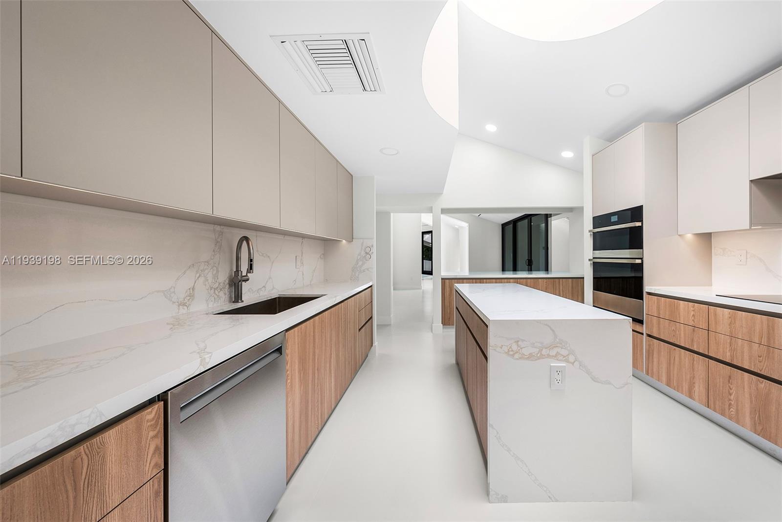 7540 Los Pinos Blvd, Coral Gables FL 33143