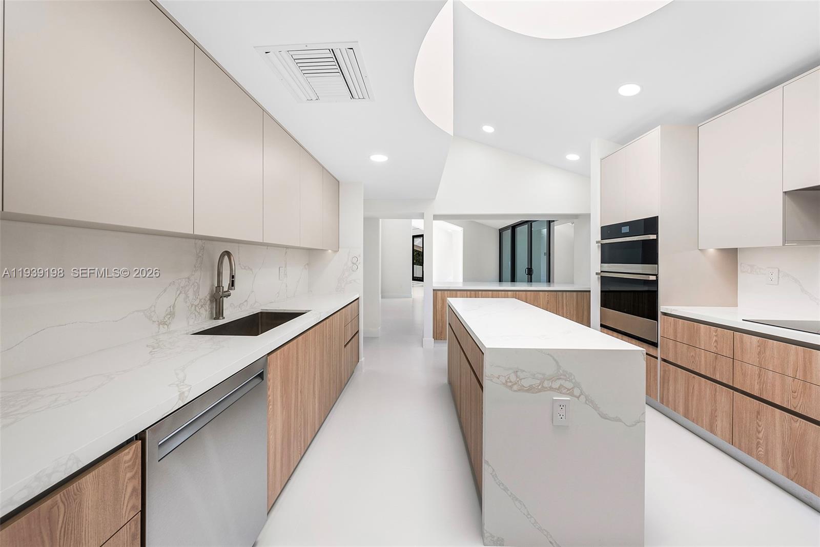 7540 Los Pinos Blvd, Coral Gables FL 33143