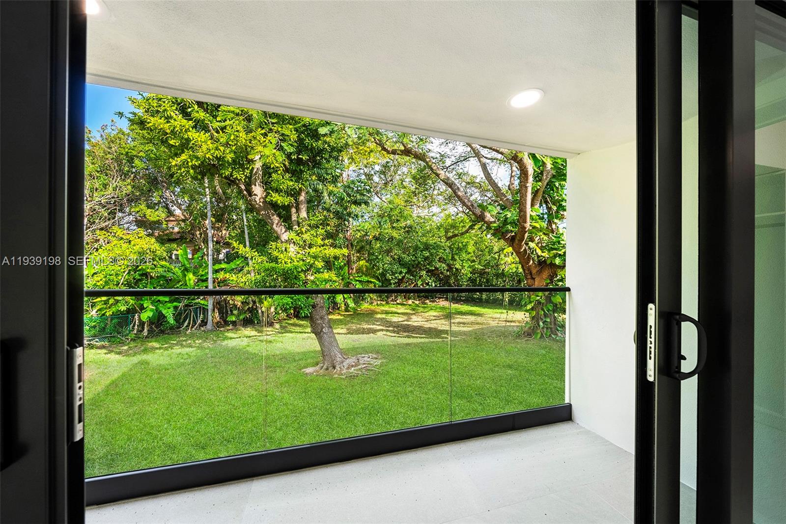 7540 Los Pinos Blvd, Coral Gables FL 33143