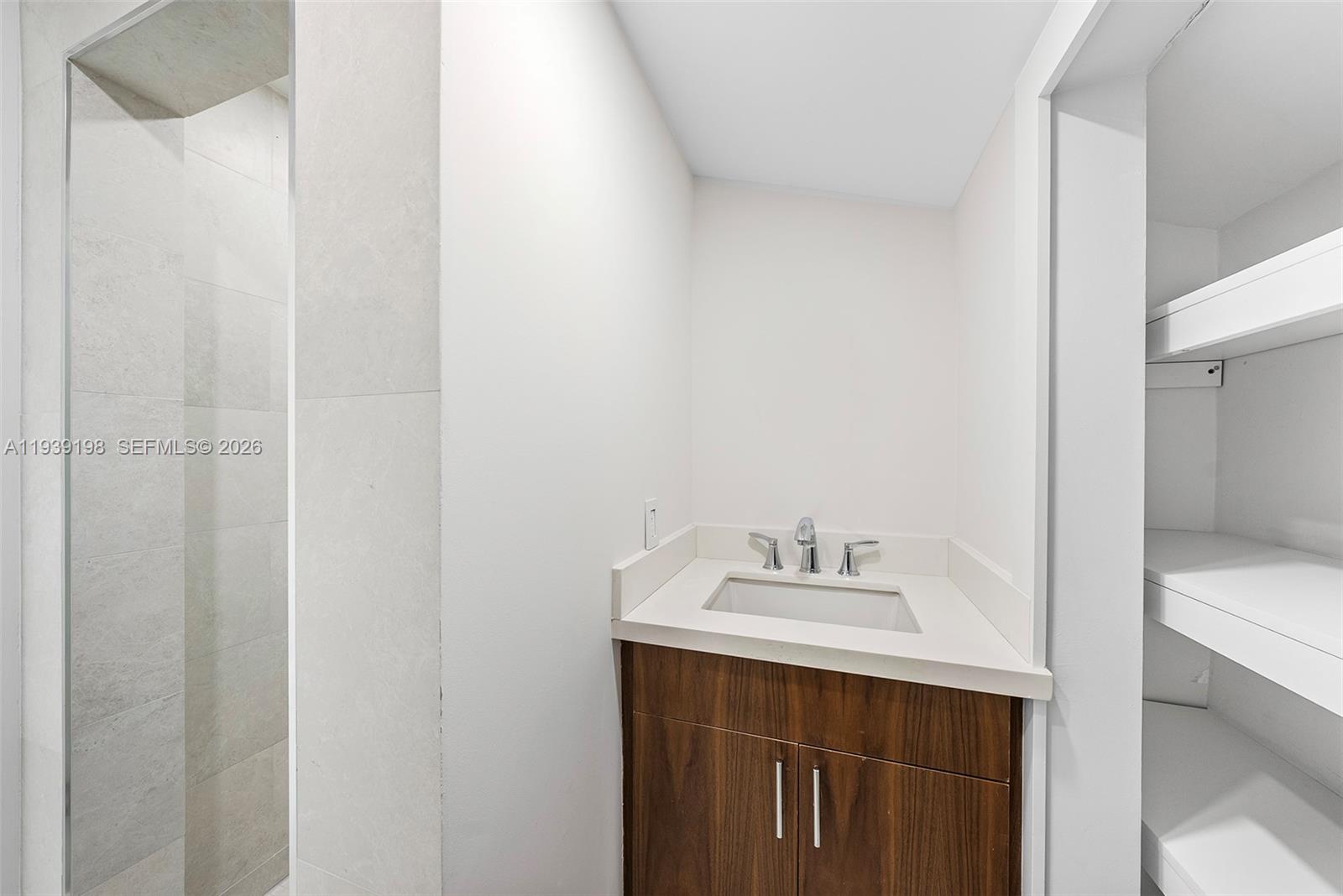 7540 Los Pinos Blvd, Coral Gables FL 33143
