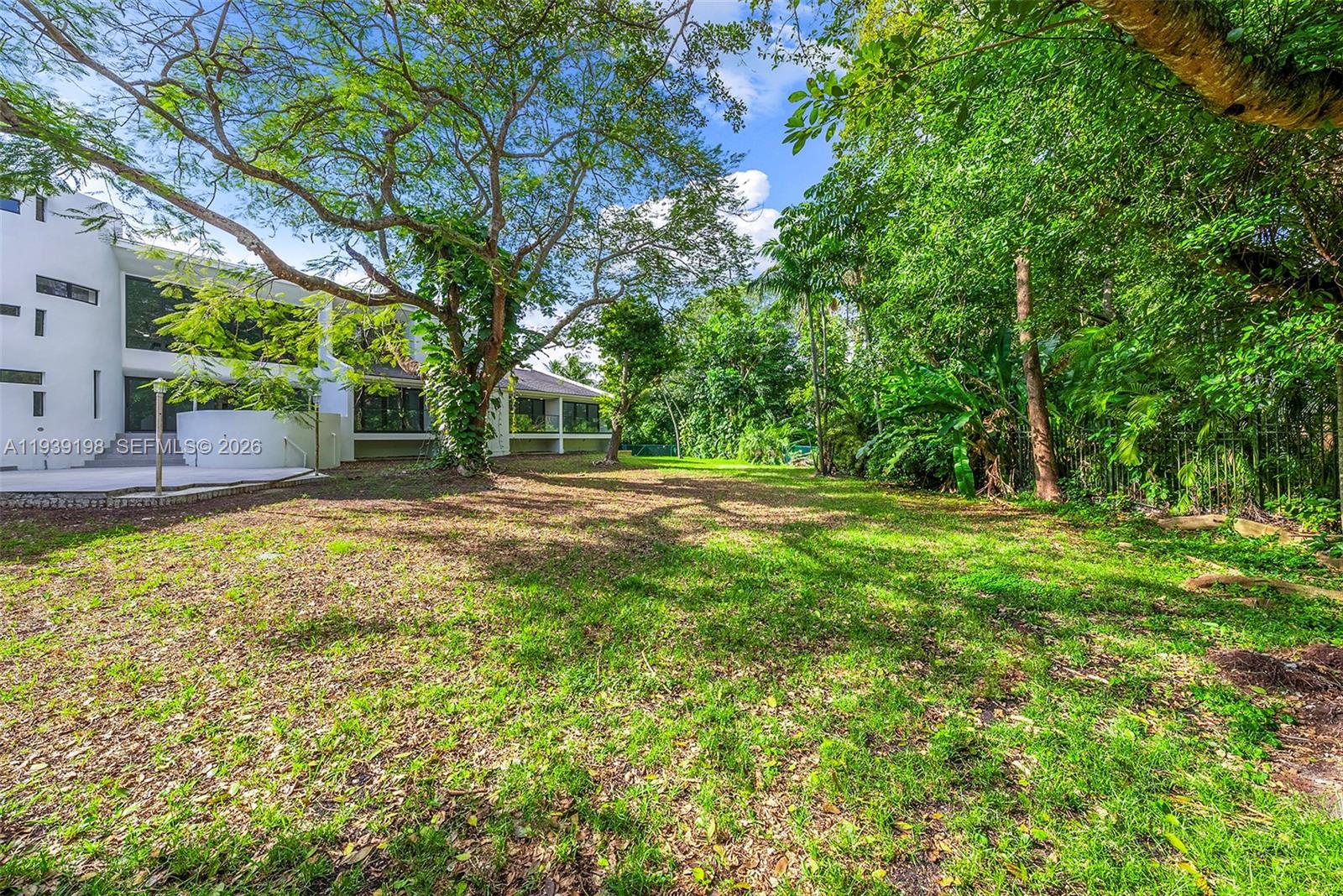 7540 Los Pinos Blvd, Coral Gables FL 33143