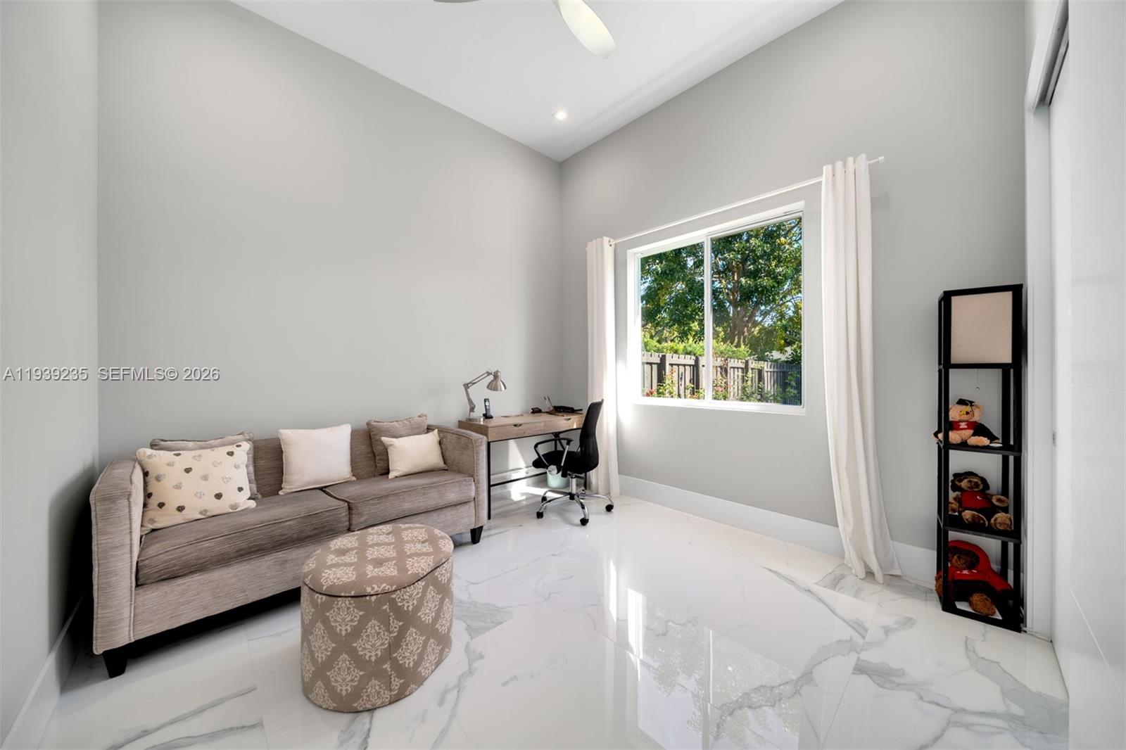 10250 SW 135th St, Miami FL 33176