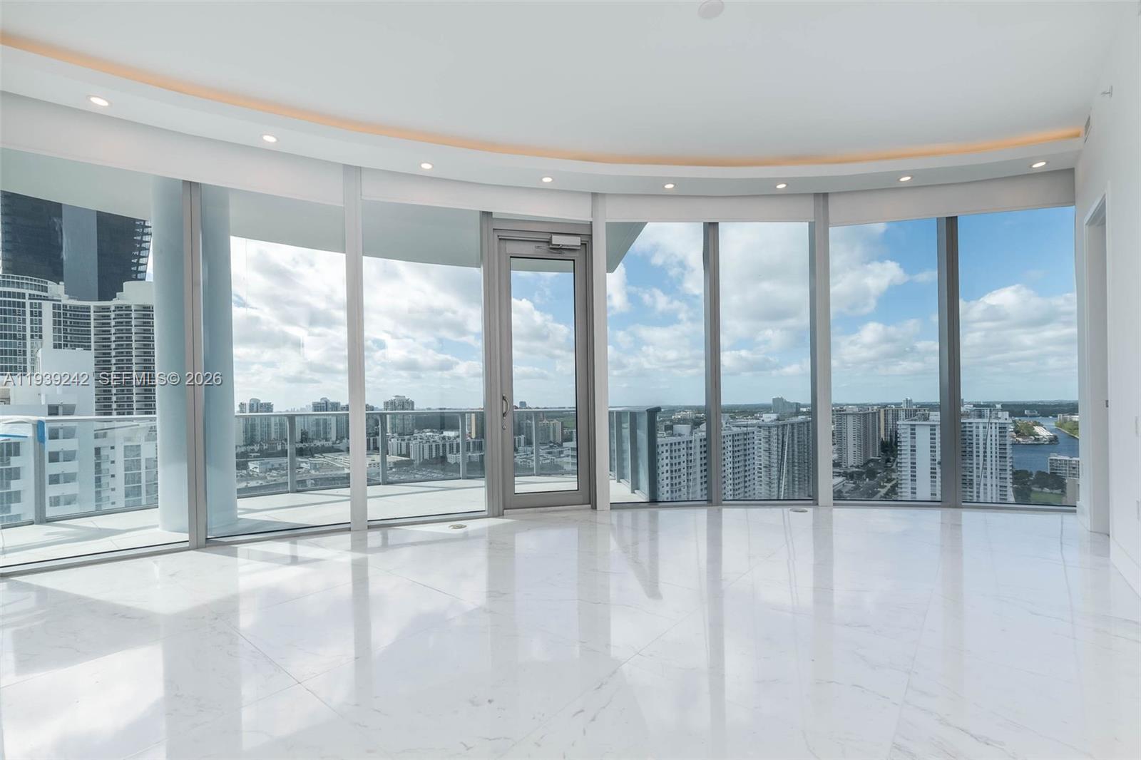 17475 Collins Ave #2003, Sunny Isles Beach FL 33160