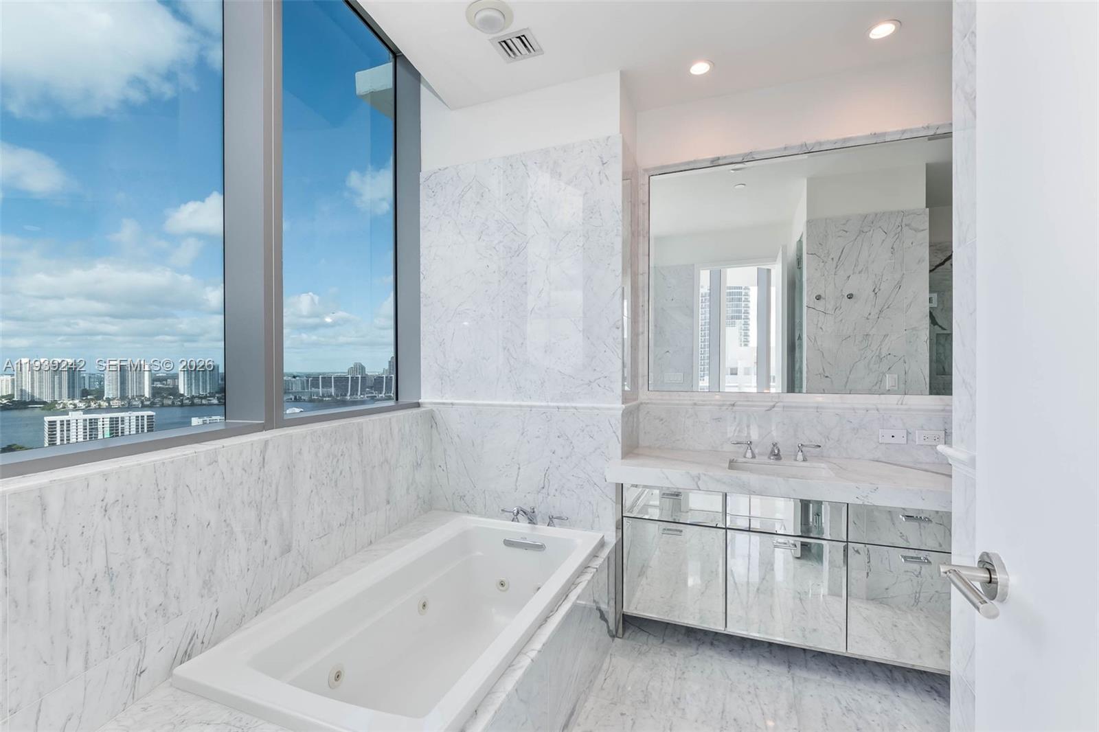 17475 Collins Ave #2003, Sunny Isles Beach FL 33160
