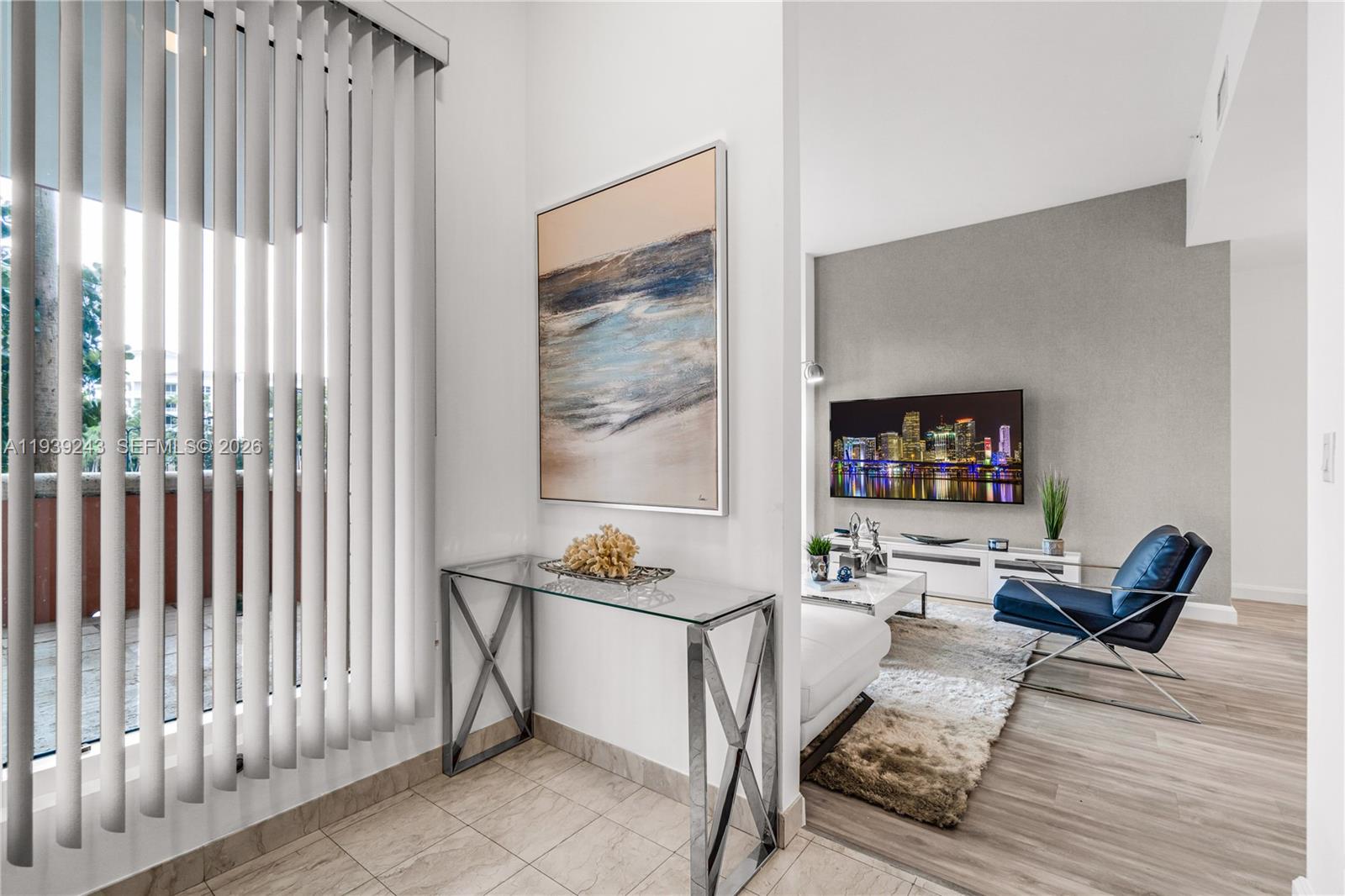 785 Crandon Blvd #106, Key Biscayne FL 33149