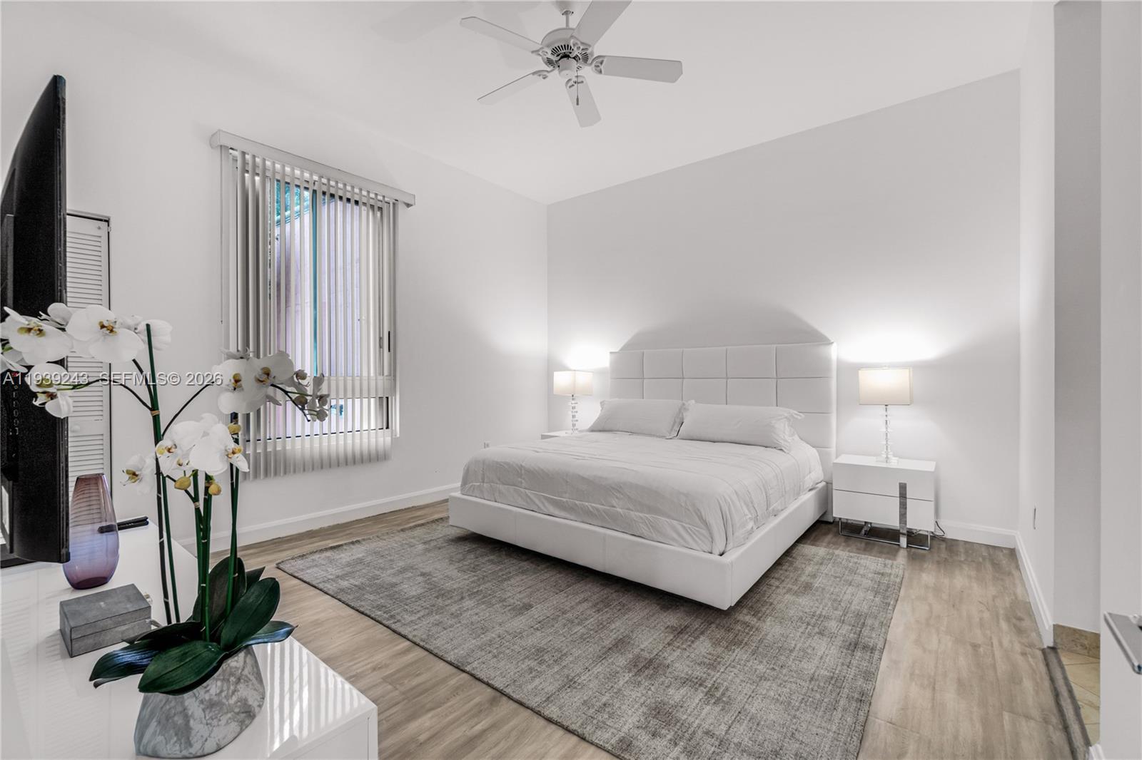 785 Crandon Blvd #106, Key Biscayne FL 33149