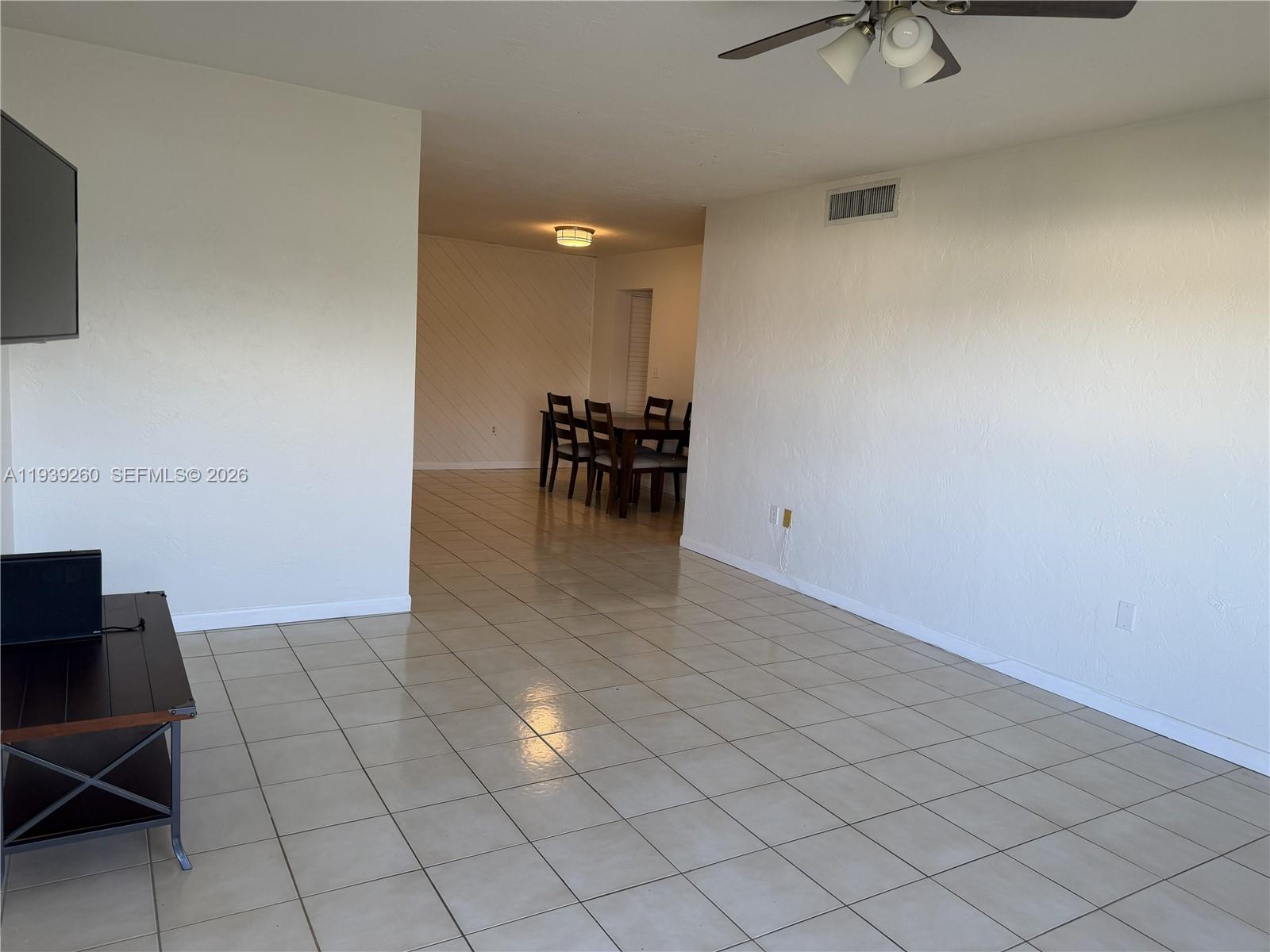 1205 Mariposa Ave #413, Coral Gables FL 33146