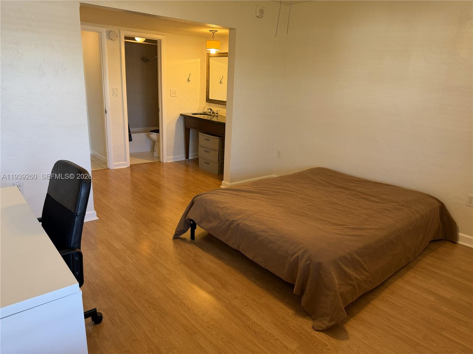 1205 Mariposa Ave #413, Coral Gables FL 33146