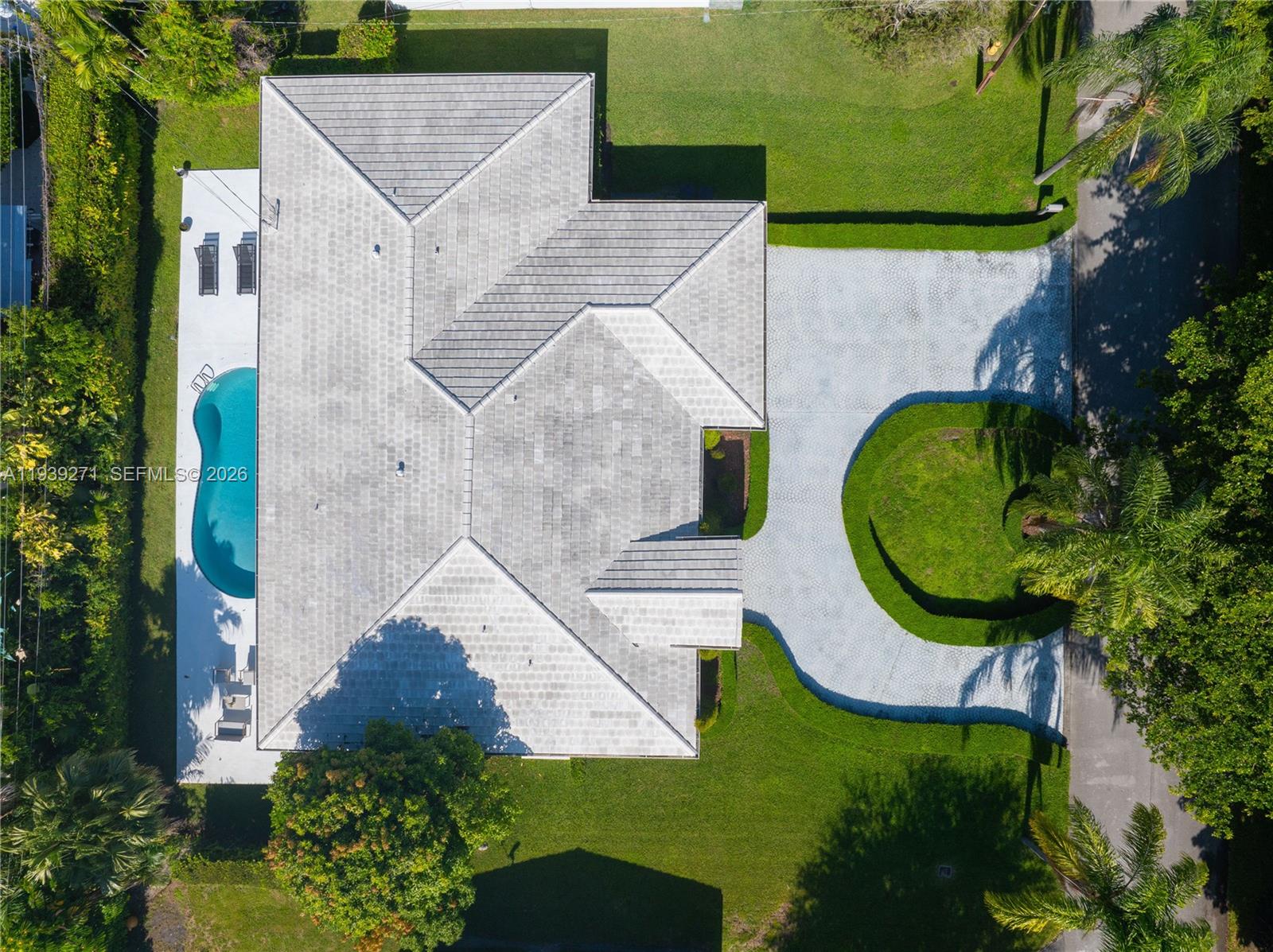 1420 Campamento Ave, Coral Gables FL 33156