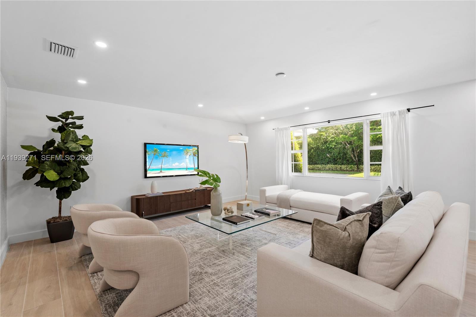 1420 Campamento Ave, Coral Gables FL 33156