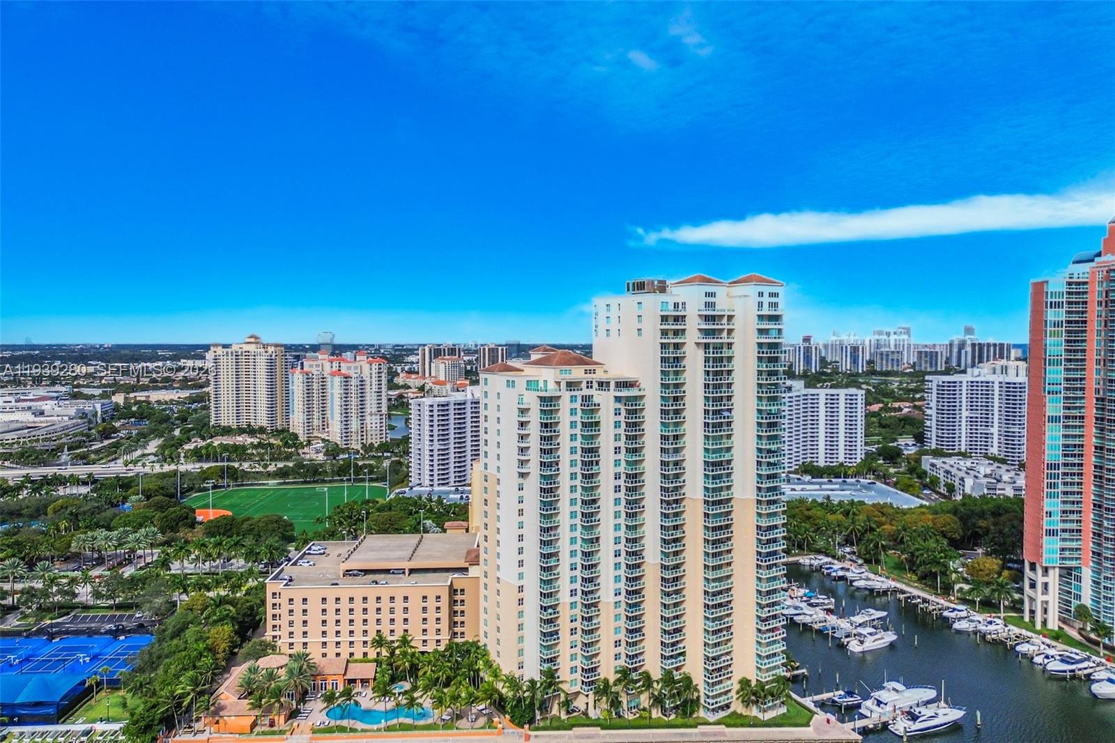 3330 NE 190th St #216, Aventura FL 33180