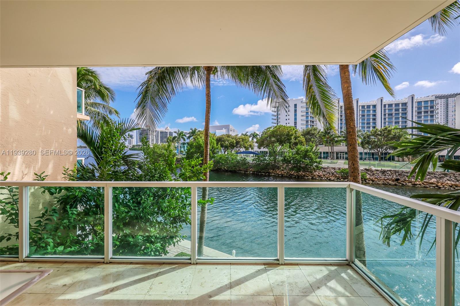 3330 NE 190th St #216, Aventura FL 33180