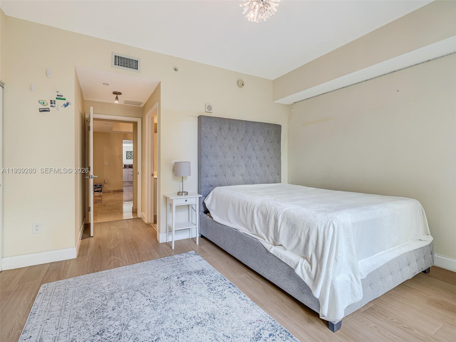 3330 NE 190th St #216, Aventura FL 33180