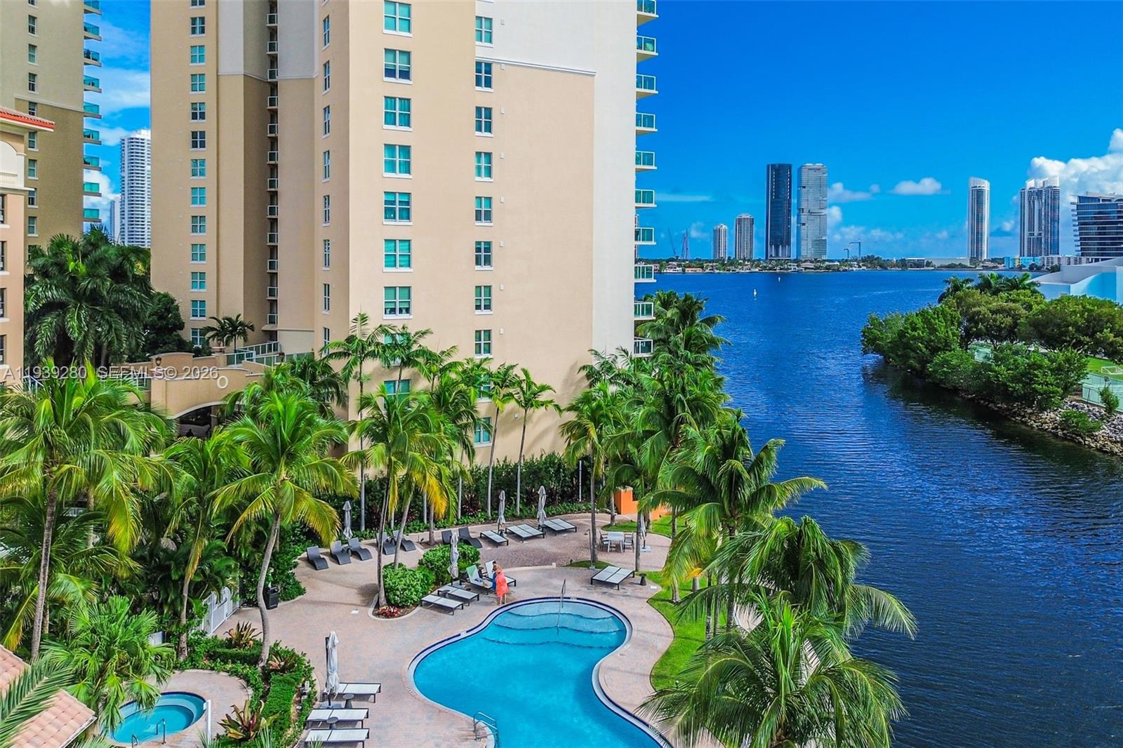 3330 NE 190th St #216, Aventura FL 33180