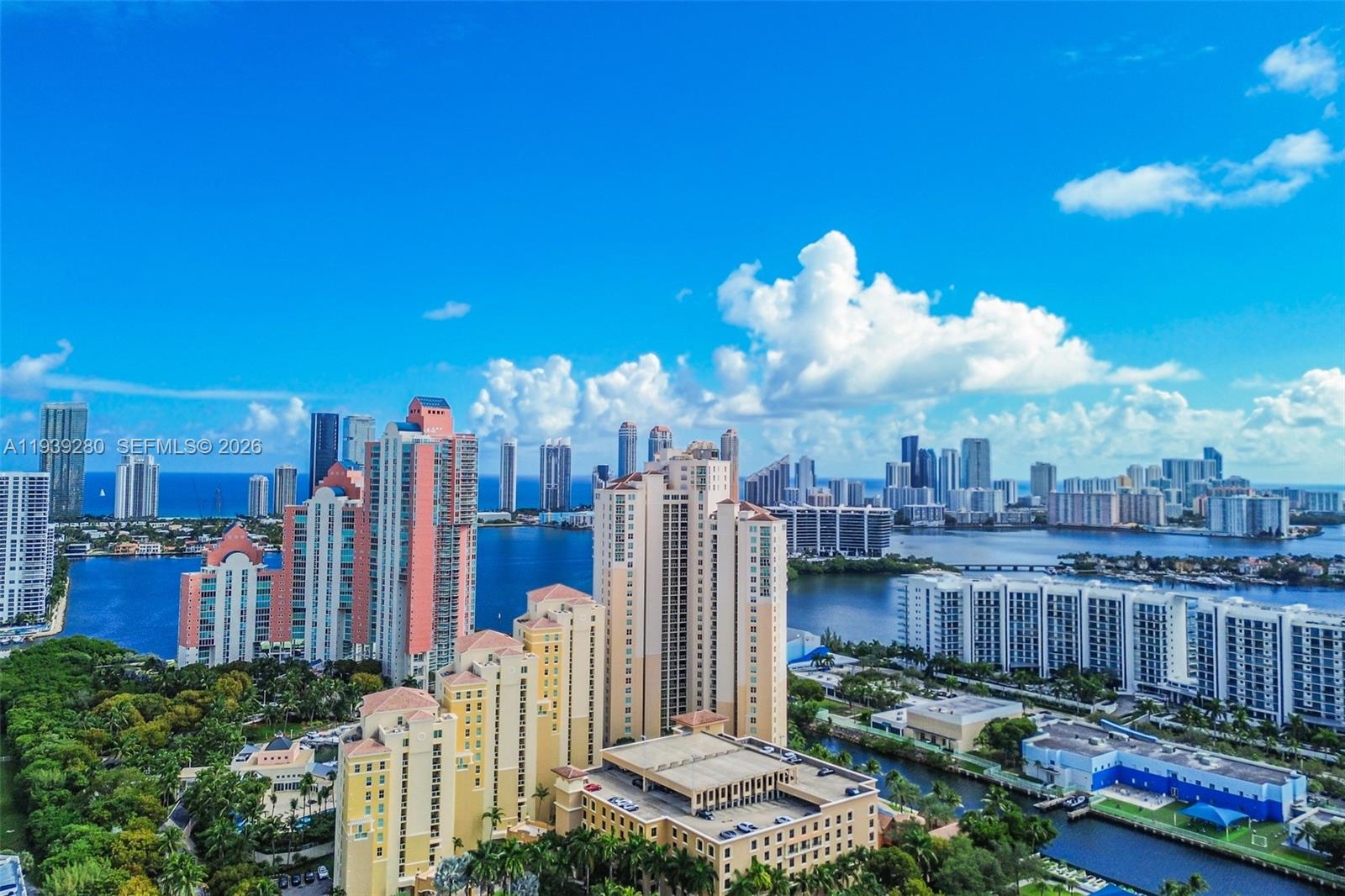 3330 NE 190th St #216, Aventura FL 33180