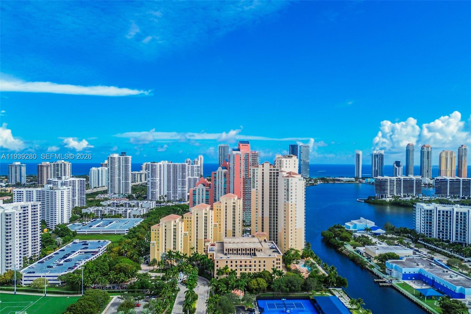 3330 NE 190th St #216, Aventura FL 33180