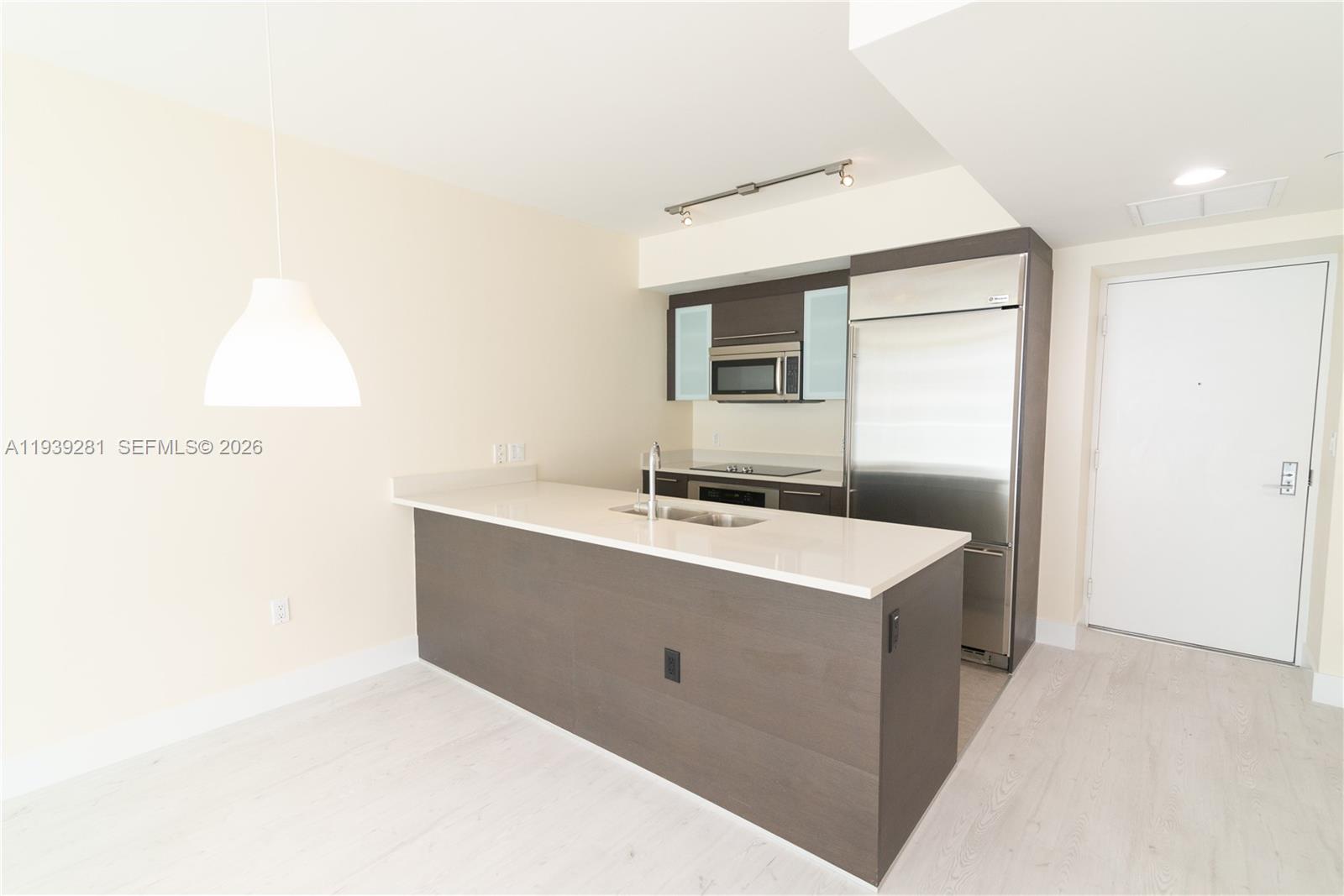 500 Brickell Ave #3908, Miami FL 33131