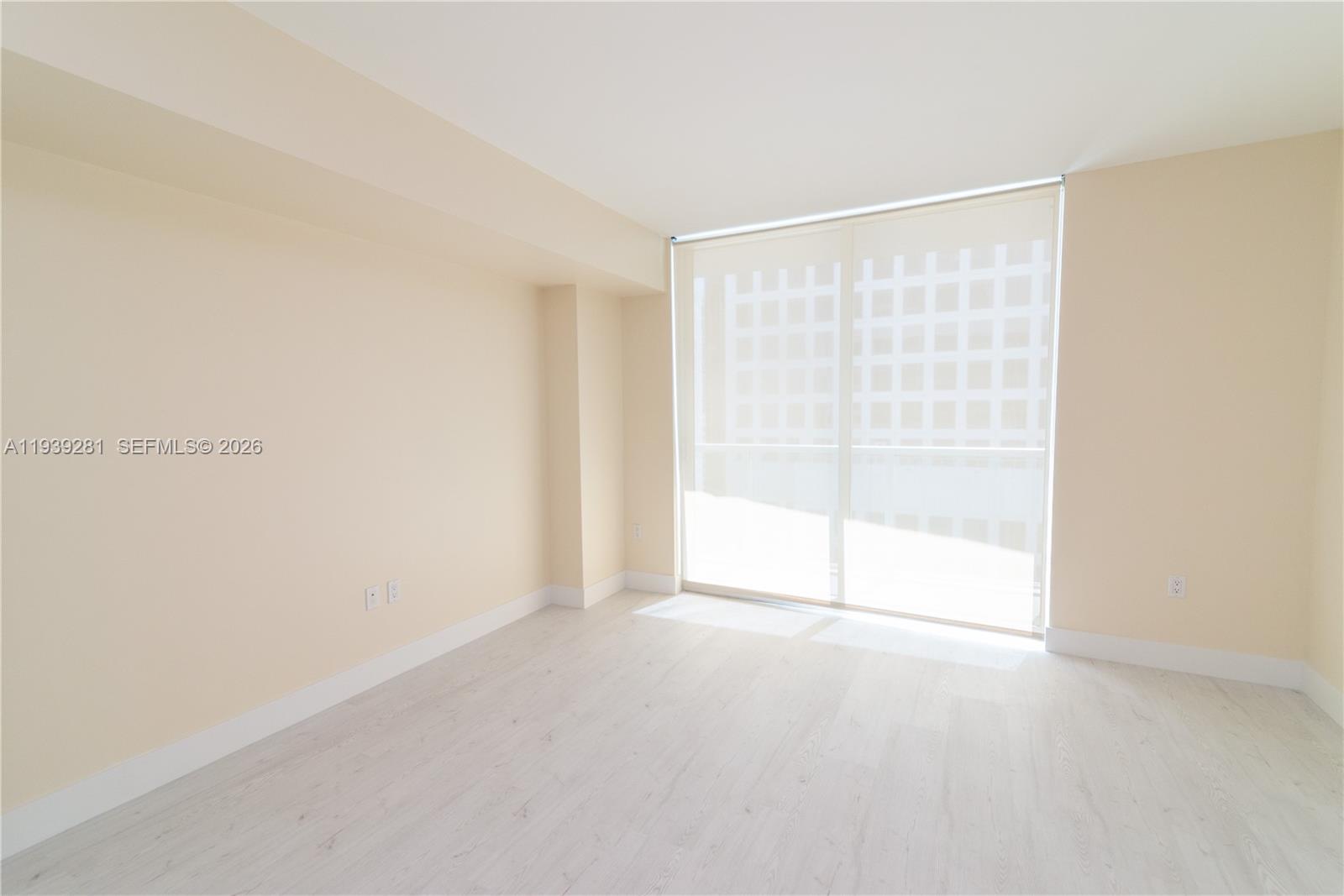 500 Brickell Ave #3908, Miami FL 33131