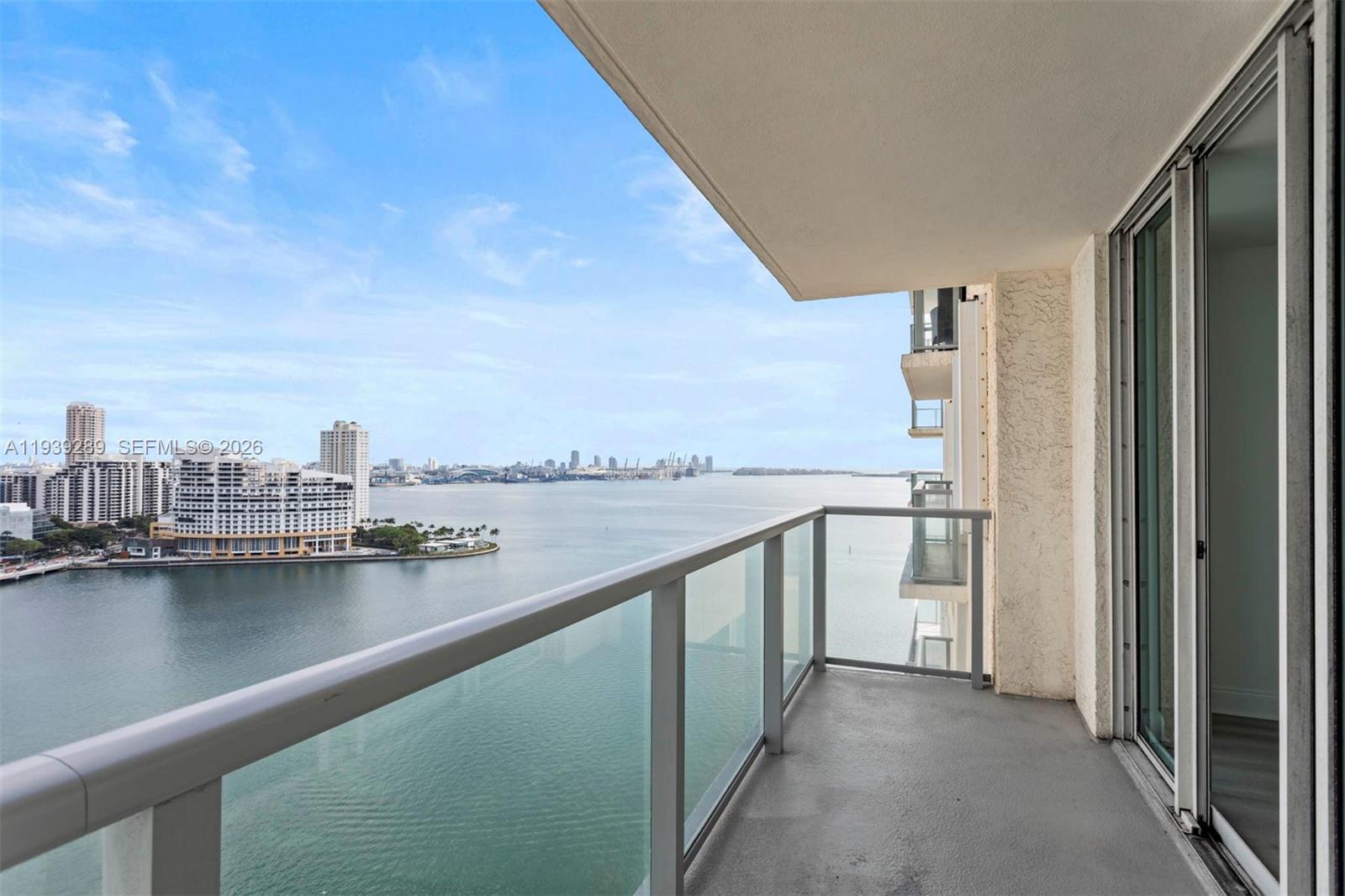 1155 Brickell Bay Dr #2206, Miami FL 33131