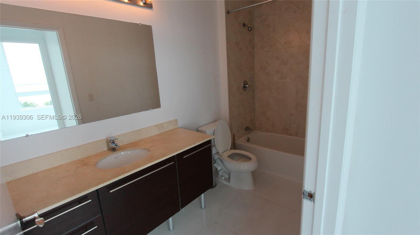 1900 N Bayshore Dr #804, Miami FL 33132