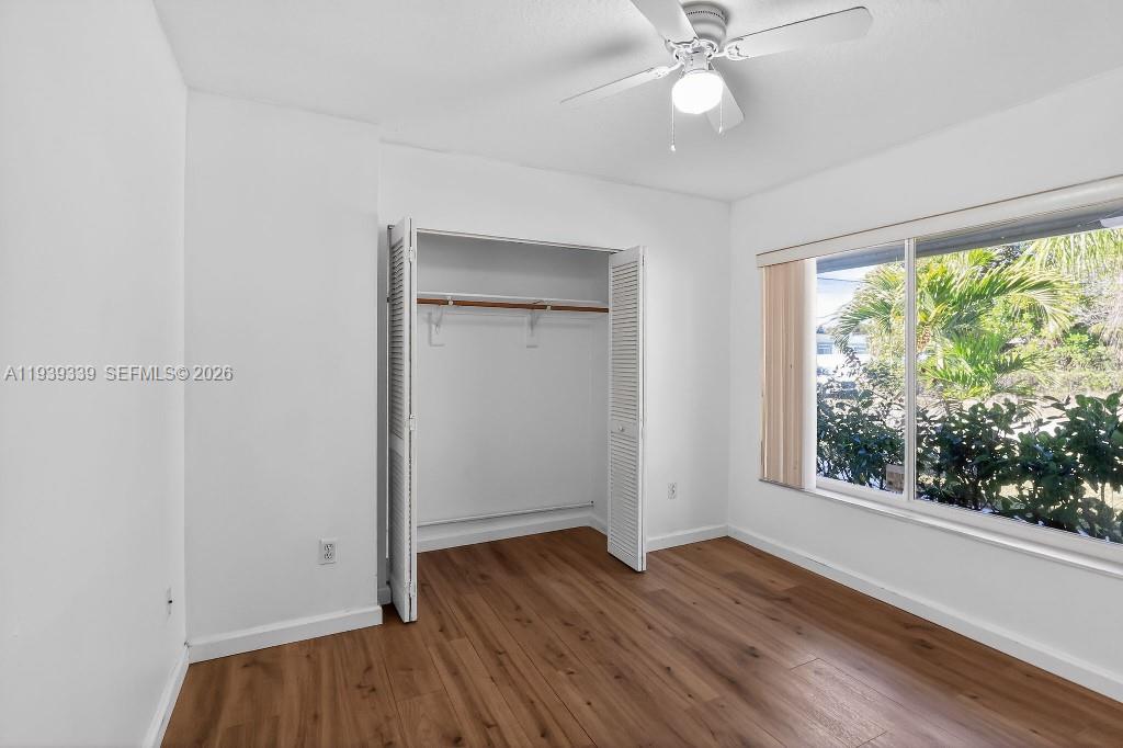 9900 SW 164th Ter, Miami FL 33157