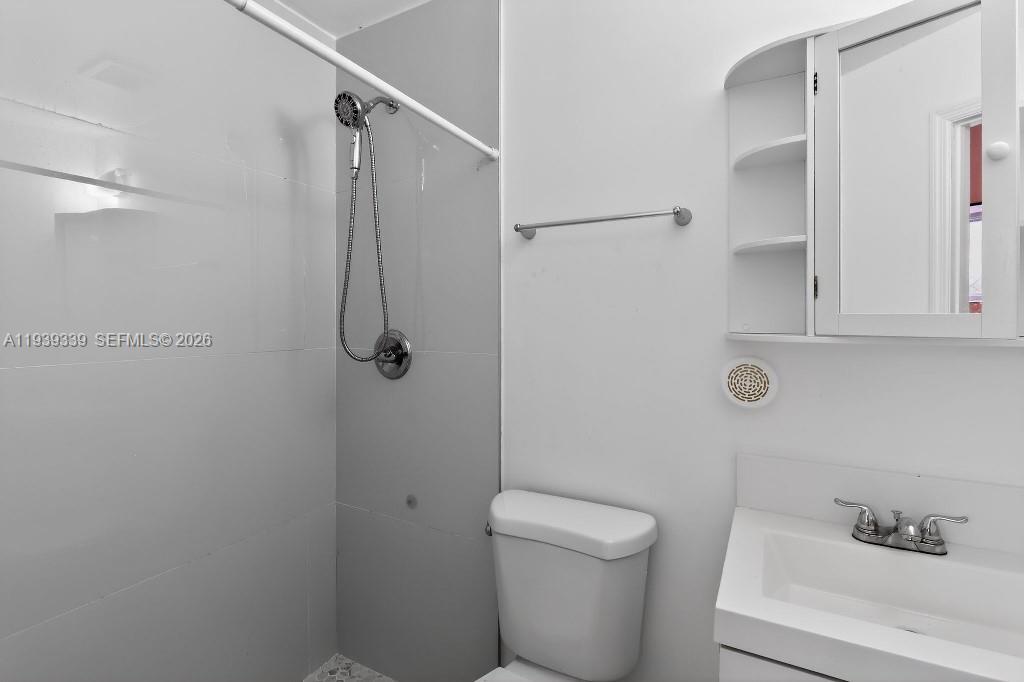 9900 SW 164th Ter, Miami FL 33157