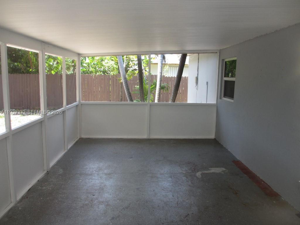 9900 SW 164th Ter, Miami FL 33157
