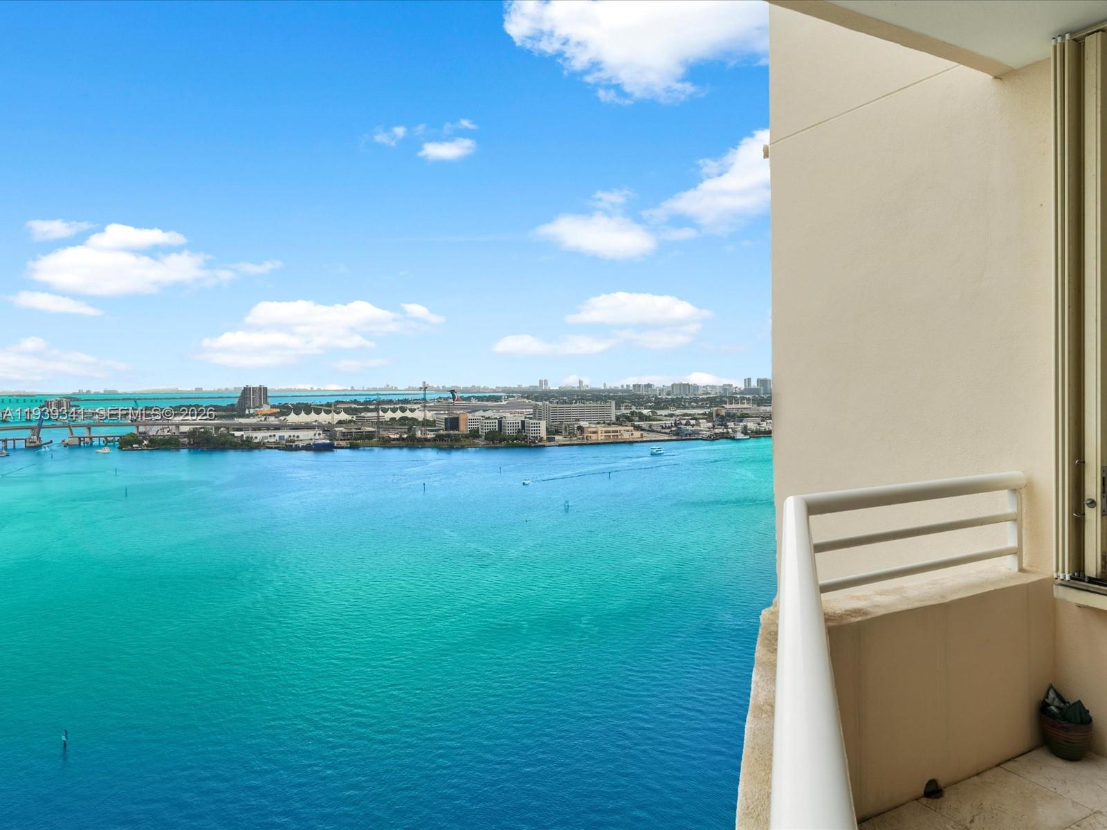 888 Brickell Key #2510, Miami FL 33131