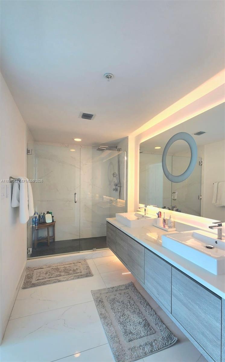 400 Sunny Isles Blvd #515, Sunny Isles Beach FL 33160