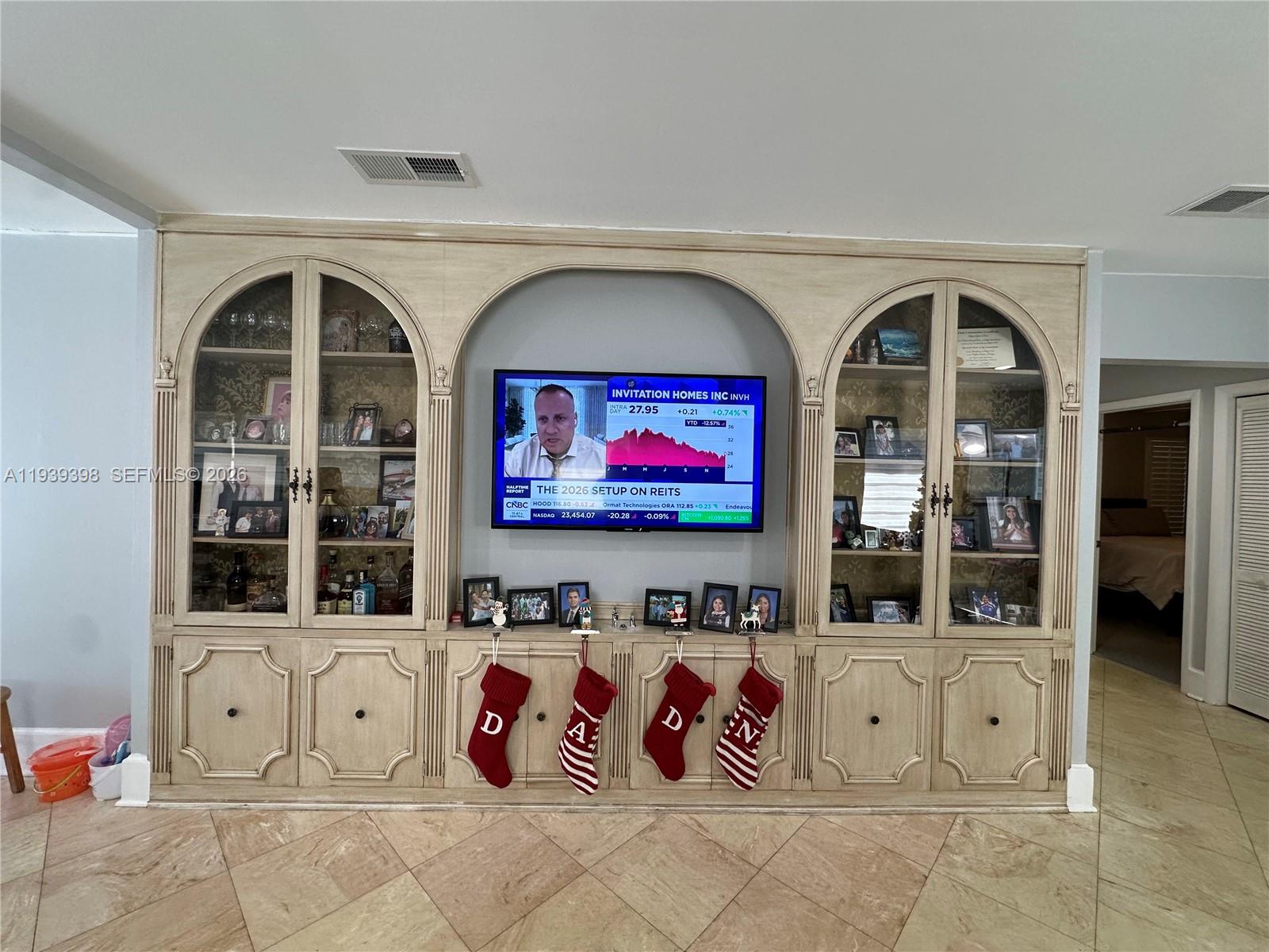 120 Pocatella St #120, Miami Springs FL 33166