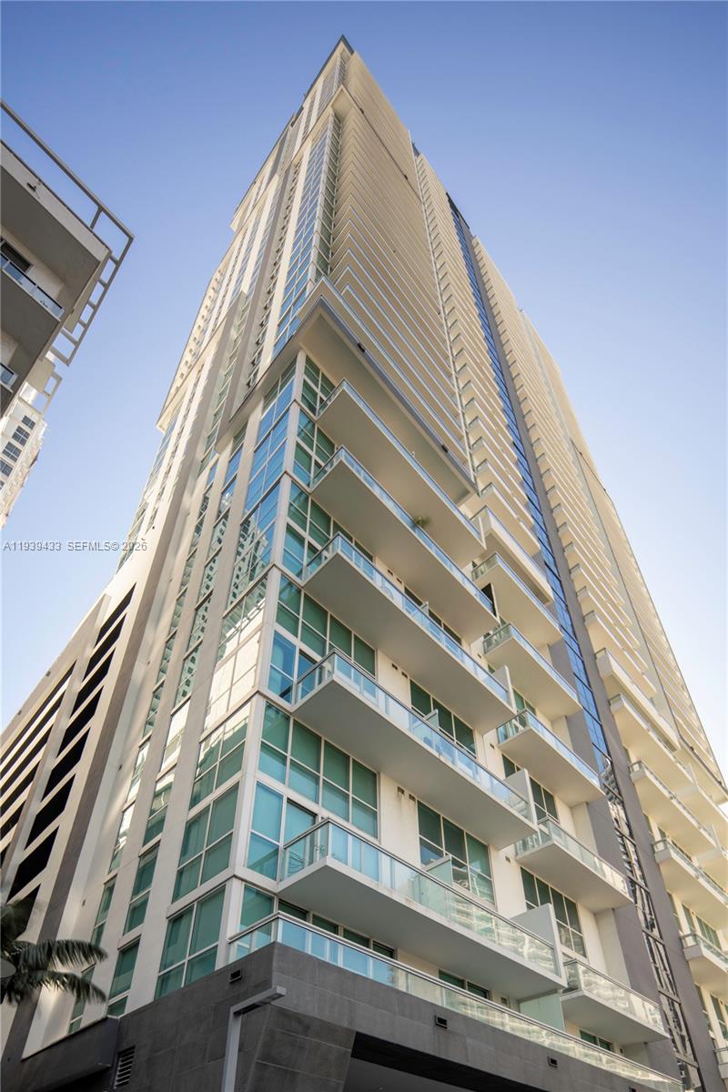 1080 Brickell Ave #1702, Miami FL 33131