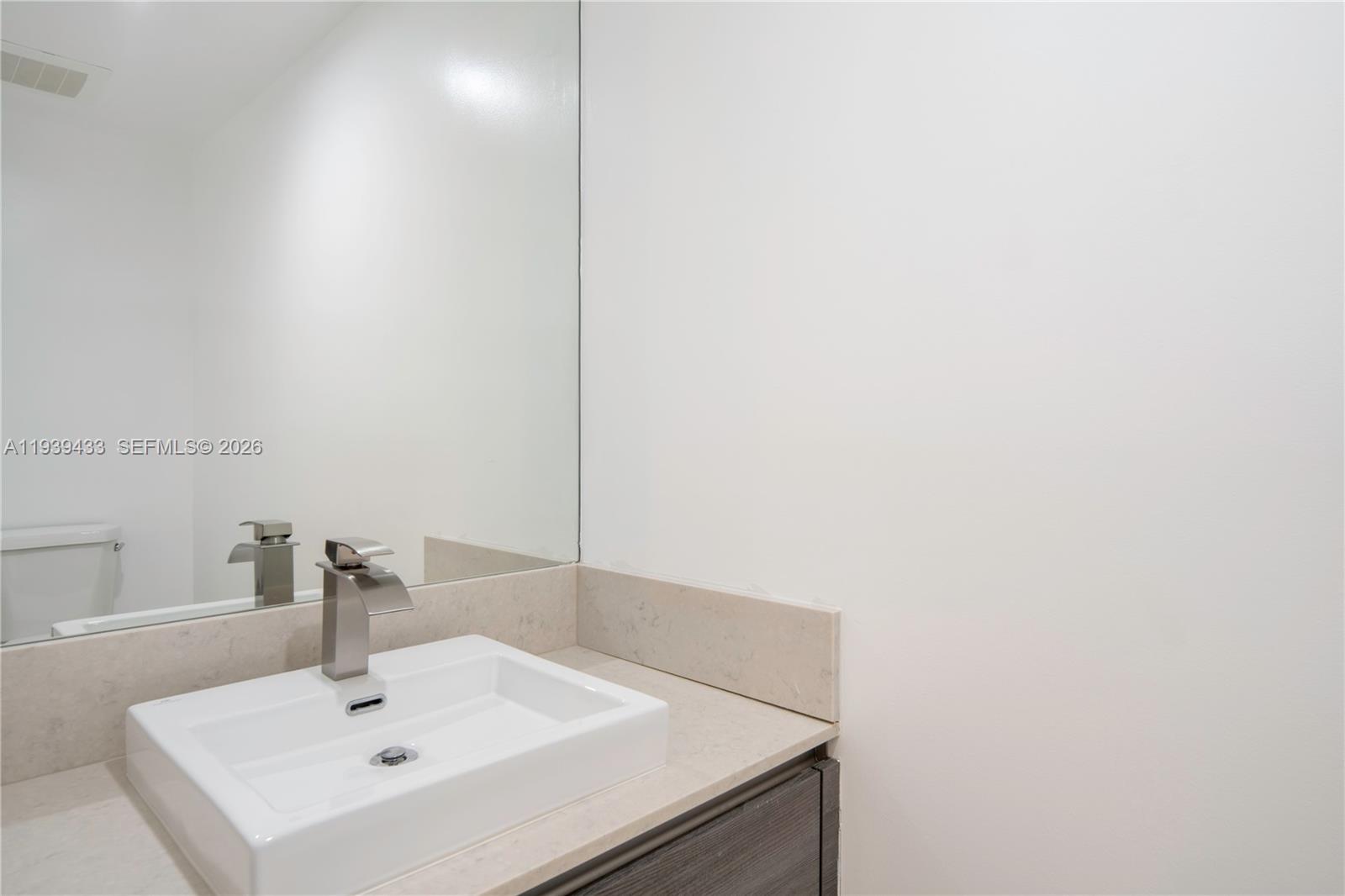 1080 Brickell Ave #1702, Miami FL 33131