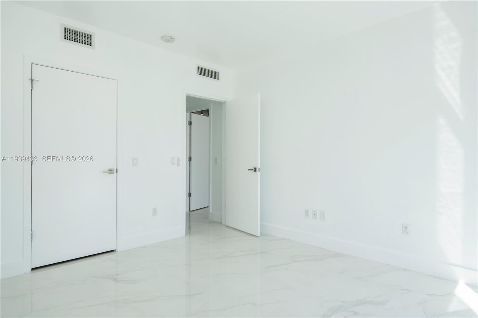 1080 Brickell Ave #1702, Miami FL 33131