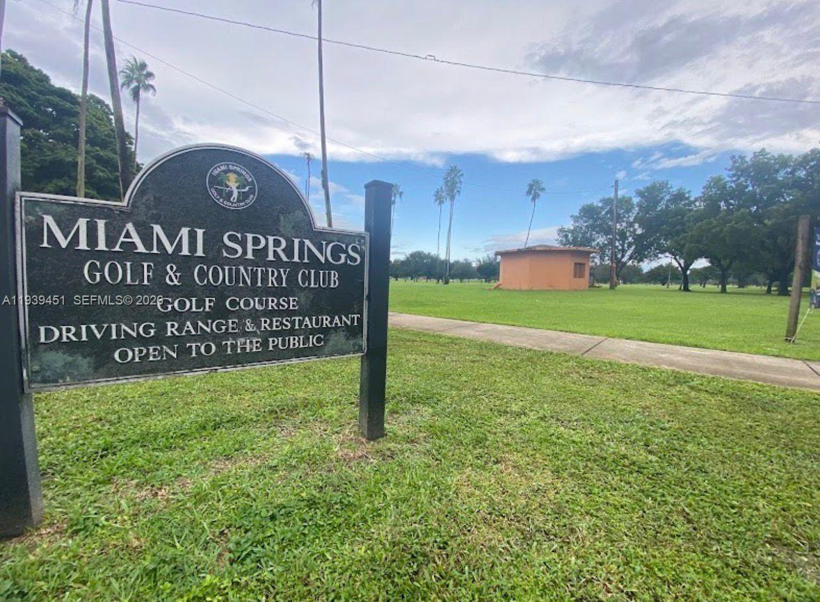 409 De Leon Dr, Miami Springs FL 33166