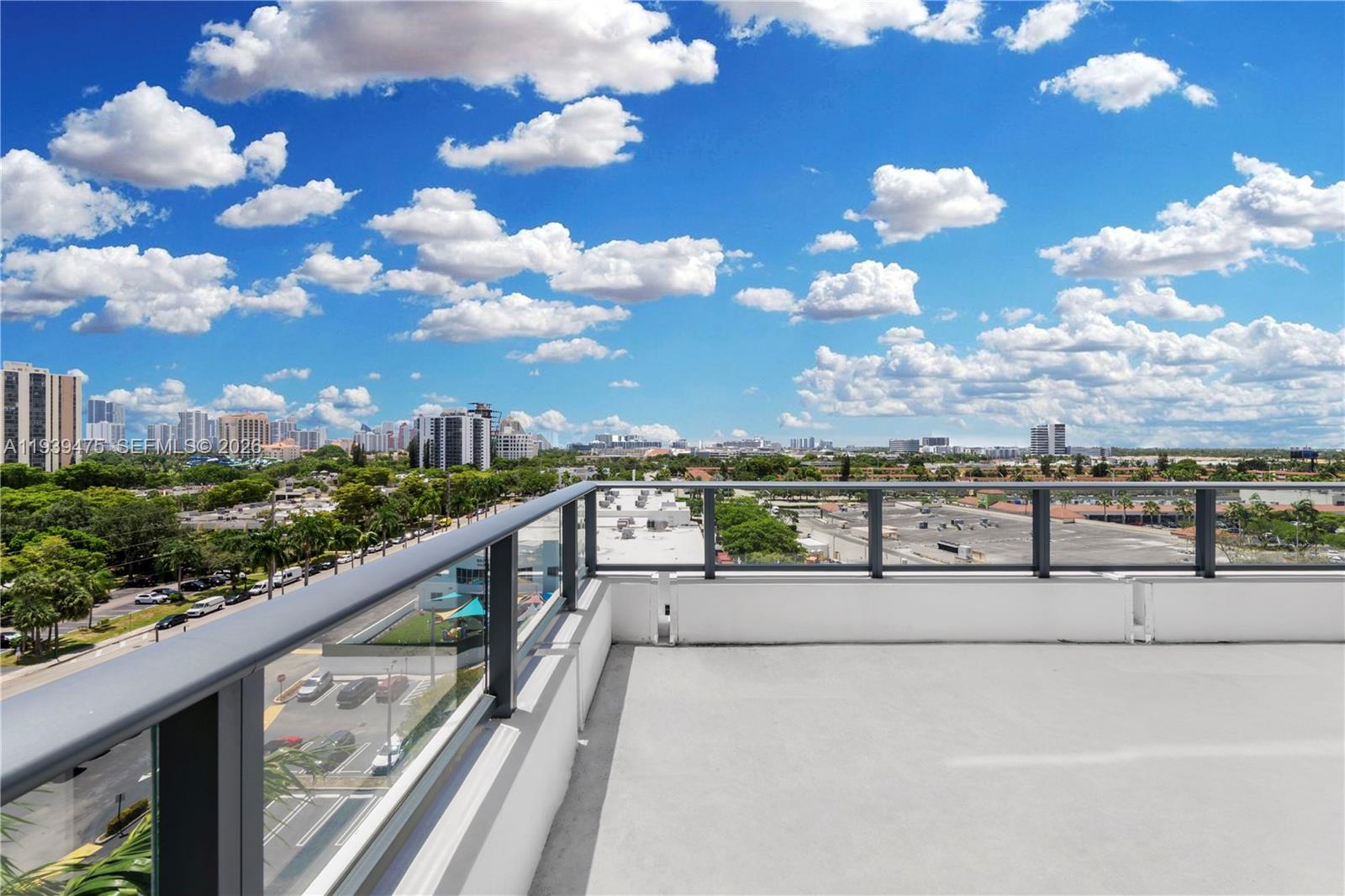 2960 NE 207th St #817, Aventura FL 33180