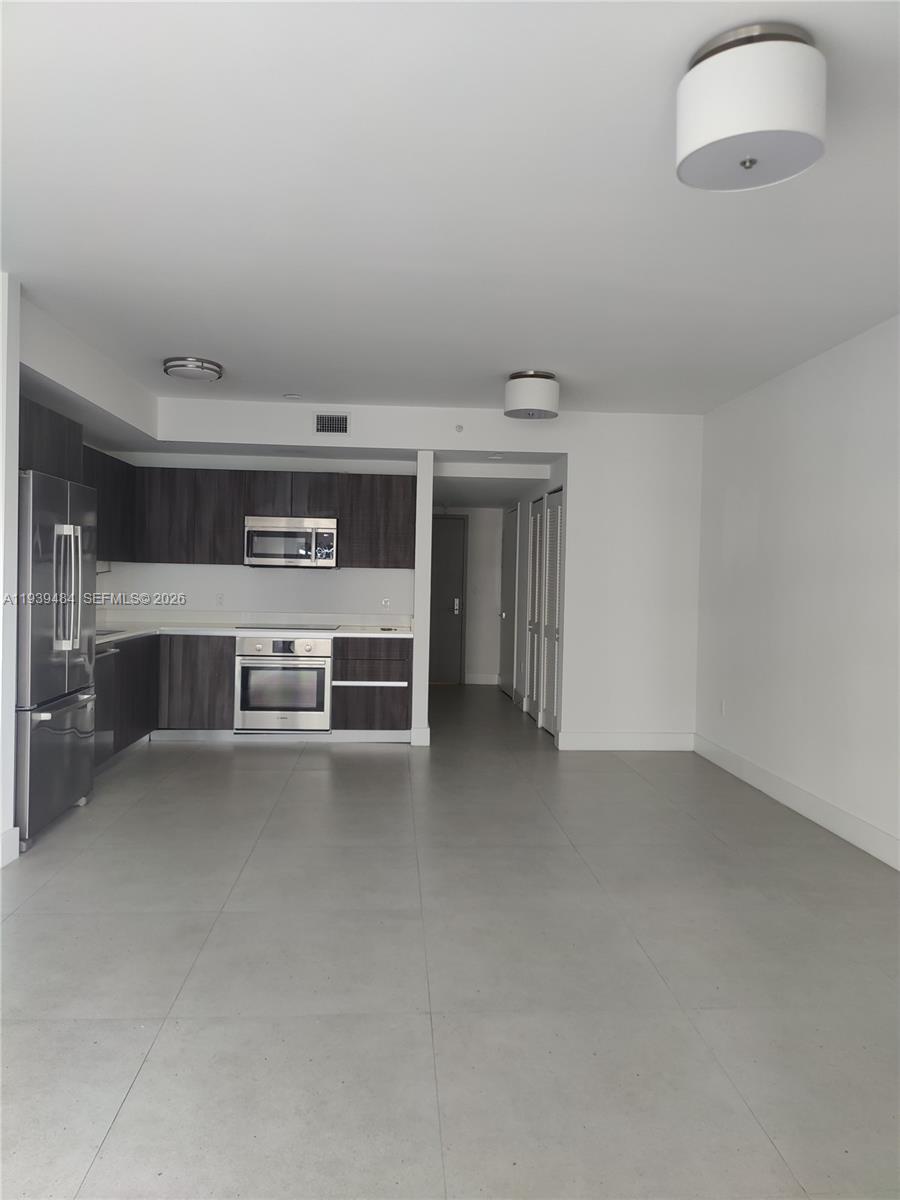 488 NE 18th St #403, Miami FL 33132