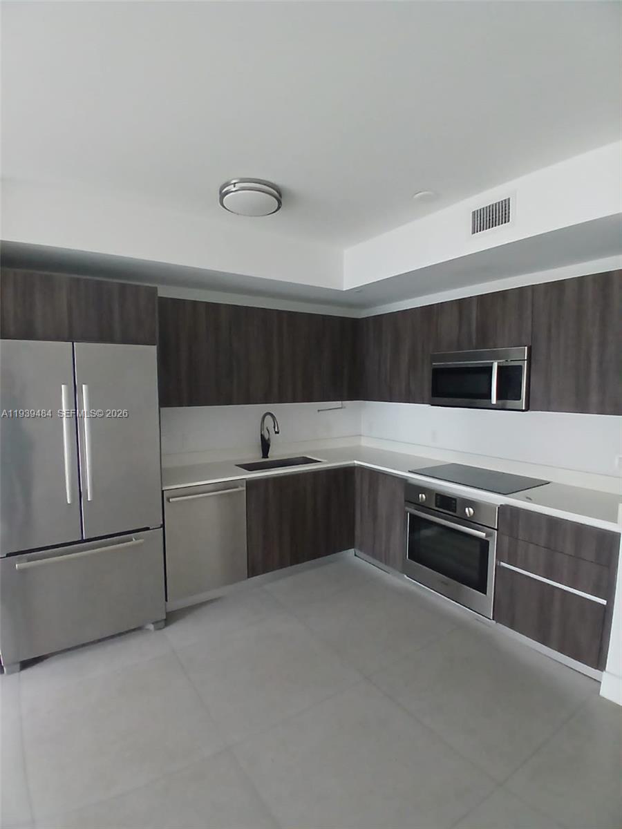 488 NE 18th St #403, Miami FL 33132