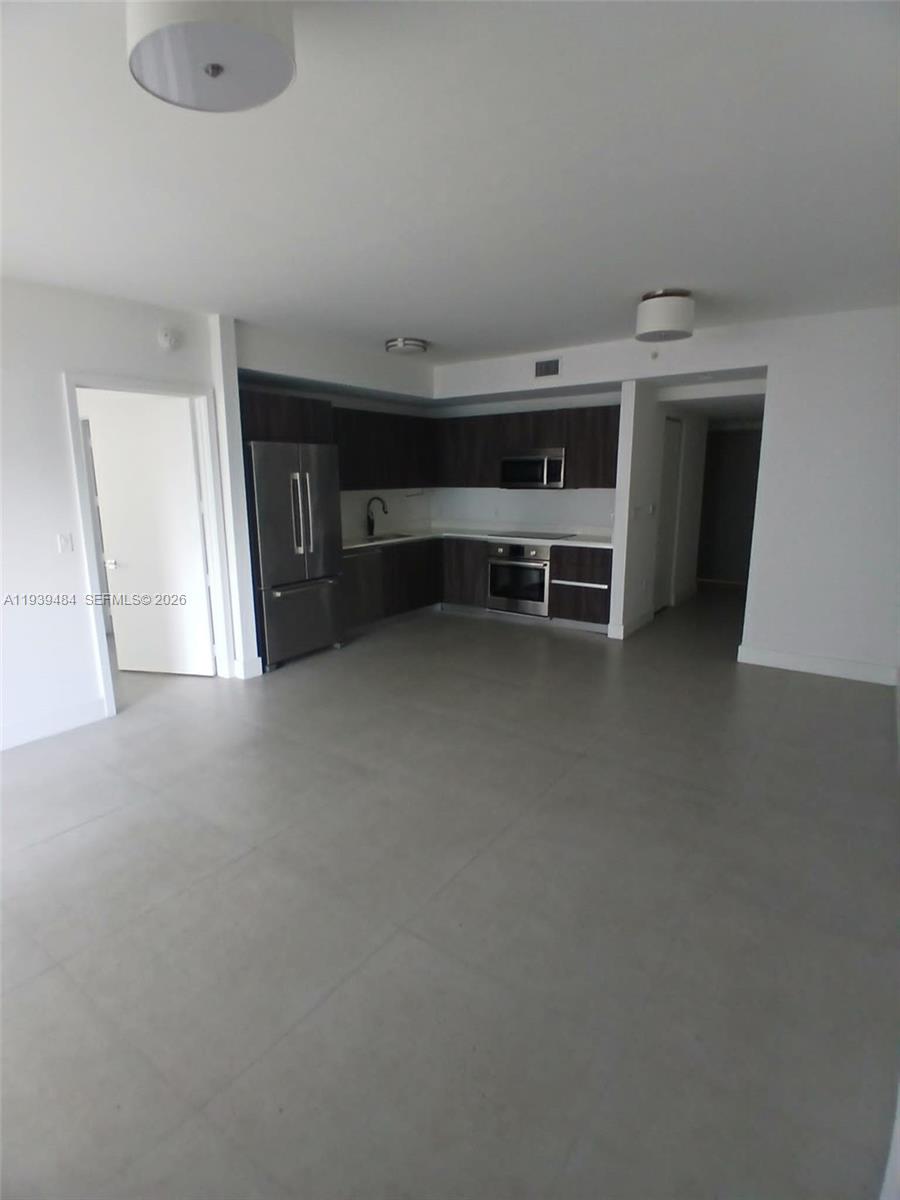 488 NE 18th St #403, Miami FL 33132