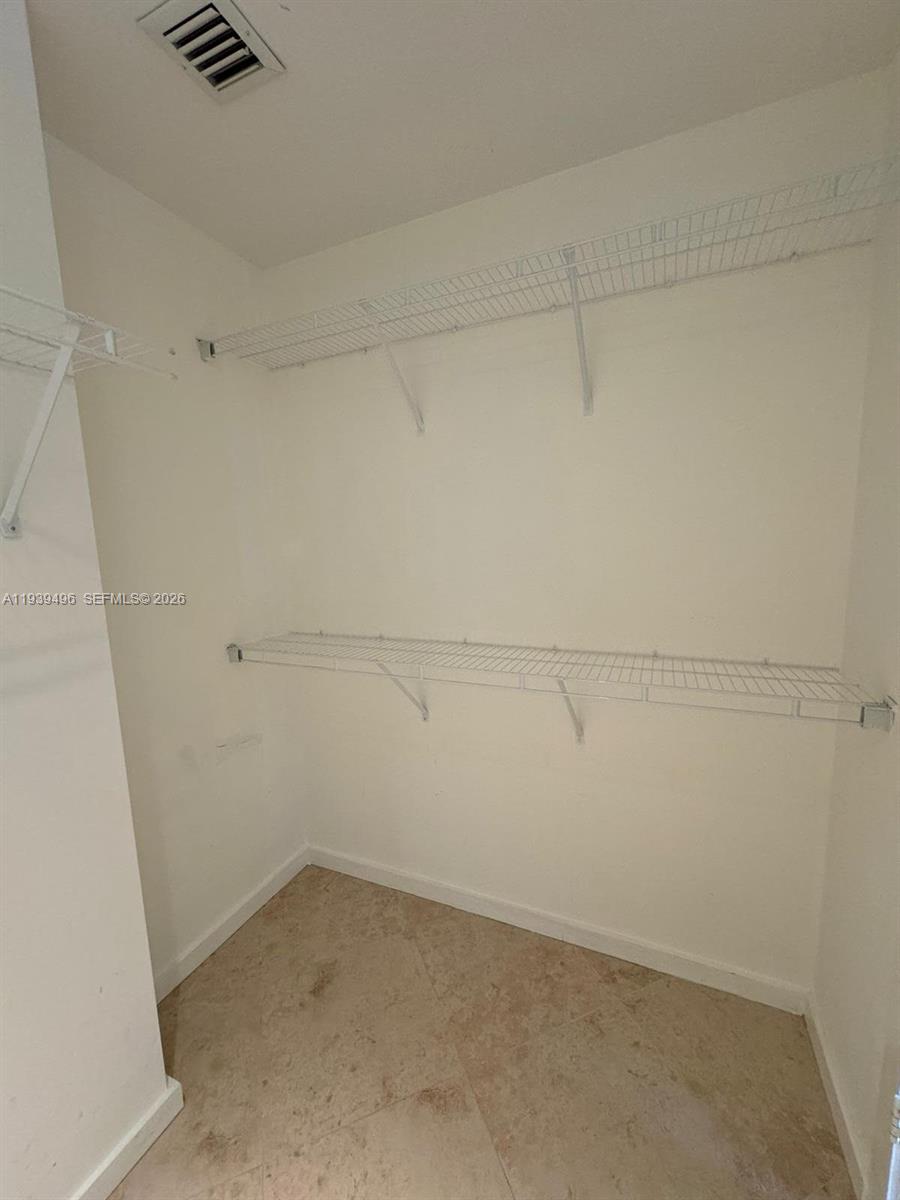 1060 BRICKELL AV #2603, Miami FL 33131