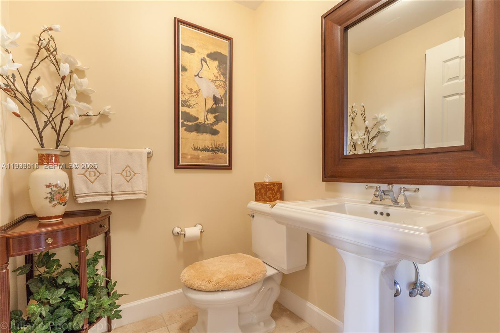 100 Andalusia Ave #609, Coral Gables FL 33134