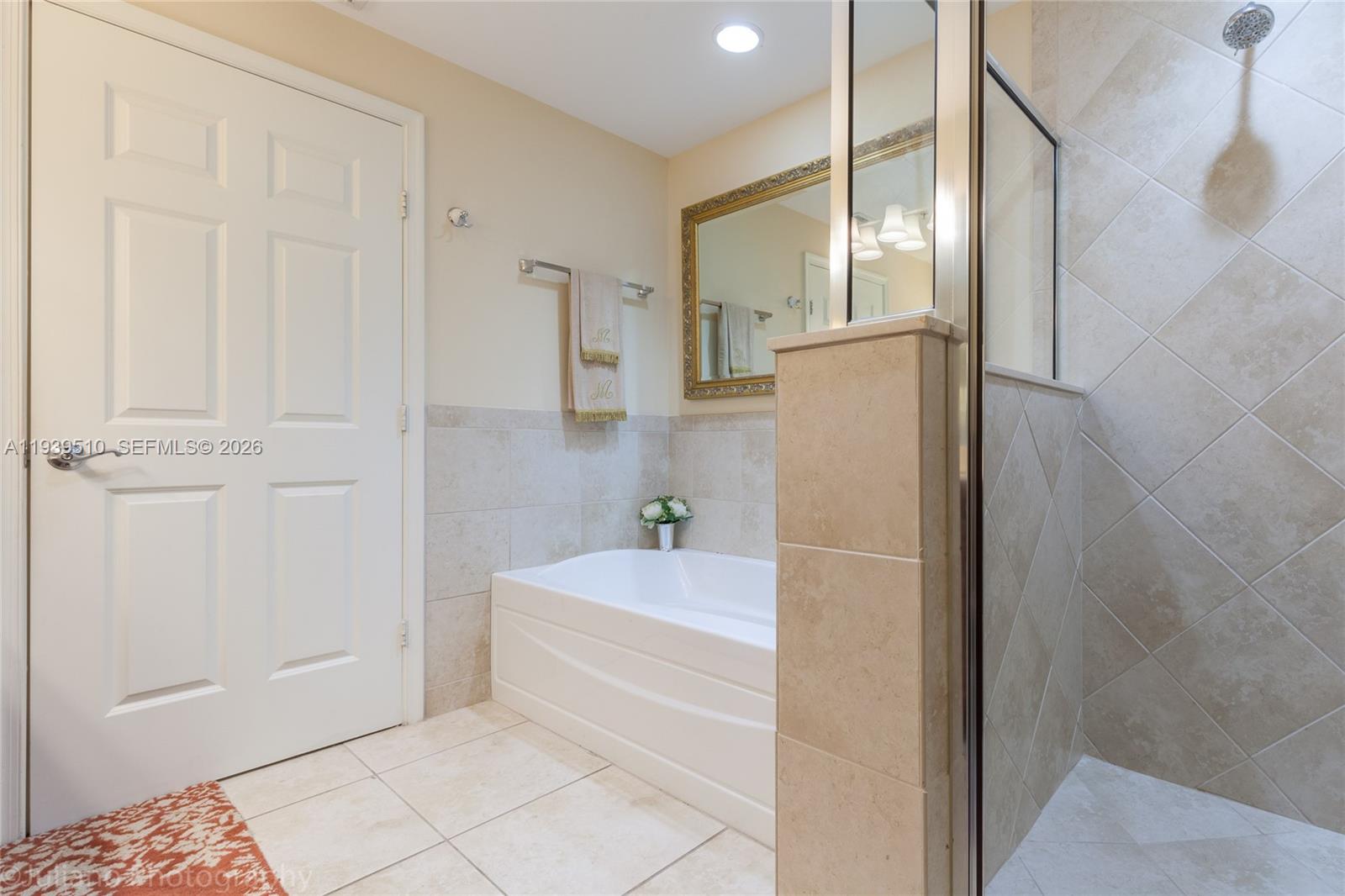 100 Andalusia Ave #609, Coral Gables FL 33134