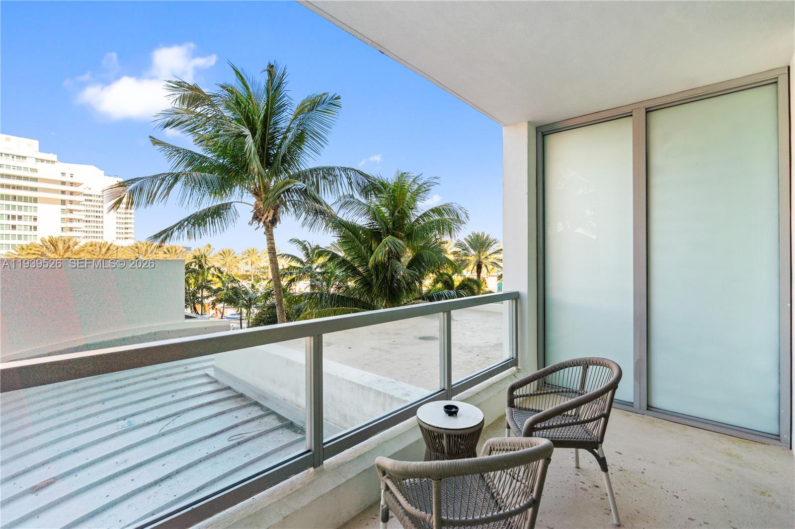 4391 Collins Ave #303, Miami Beach FL 33140