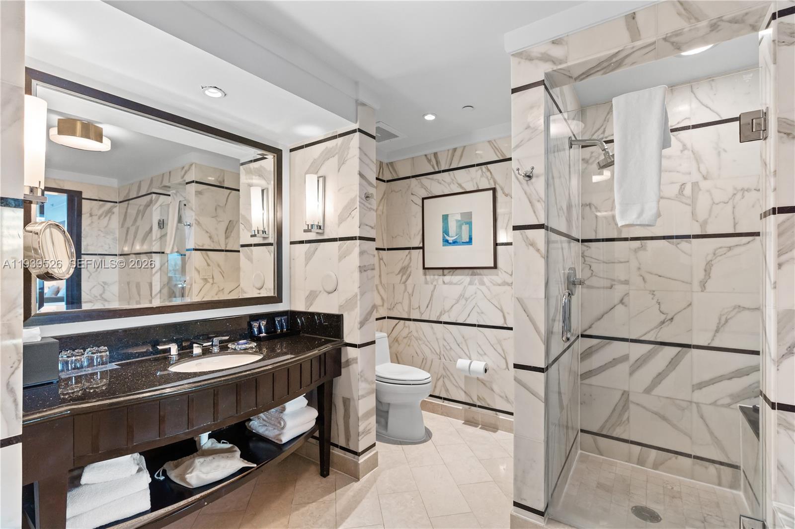 4391 Collins Ave #303, Miami Beach FL 33140