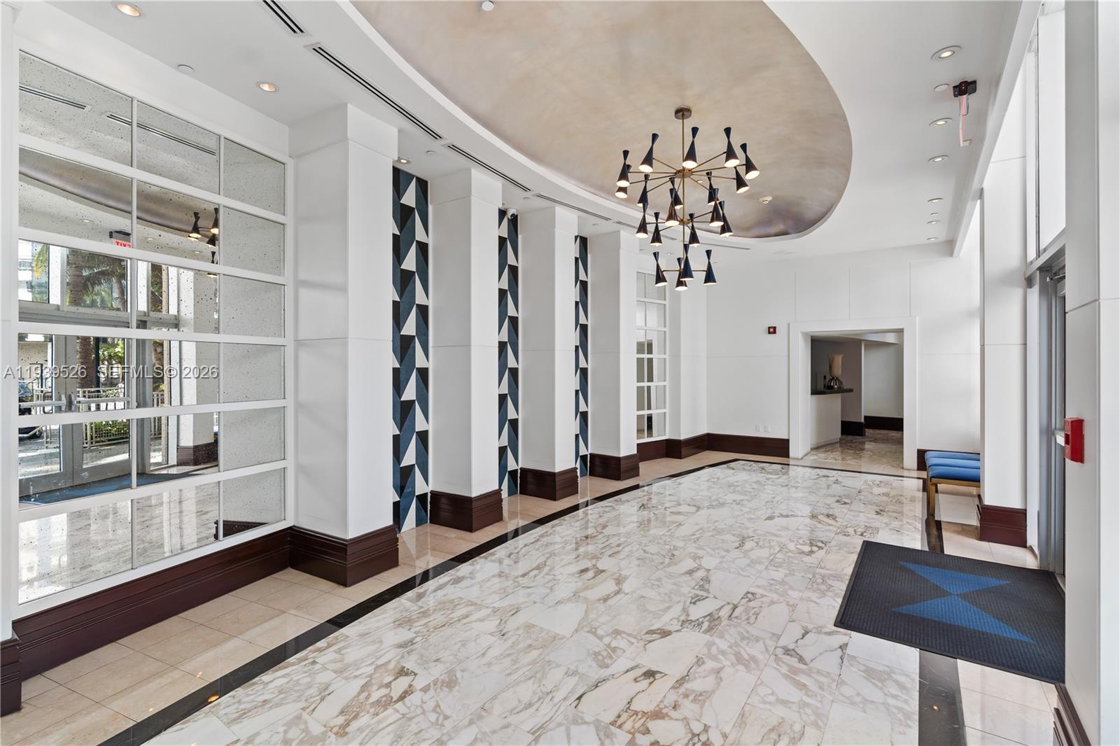 4391 Collins Ave #303, Miami Beach FL 33140
